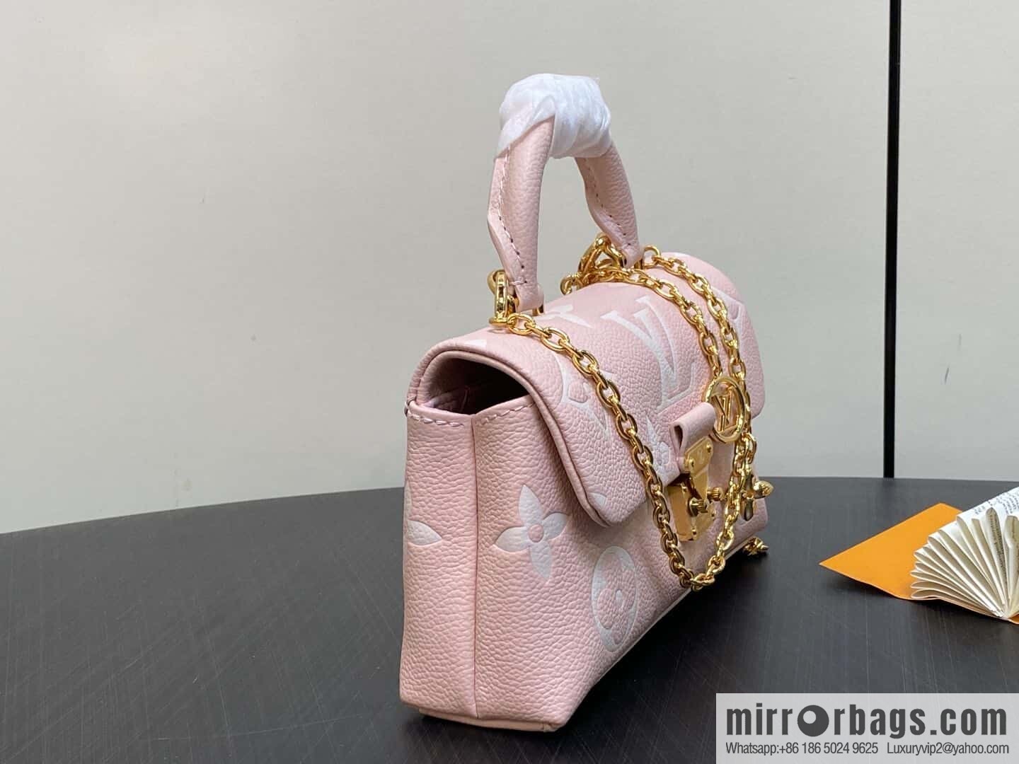[Original order boutique] M12144 milkshake powder, full leather chain bag series M13796 This Nano Madeleine handbag