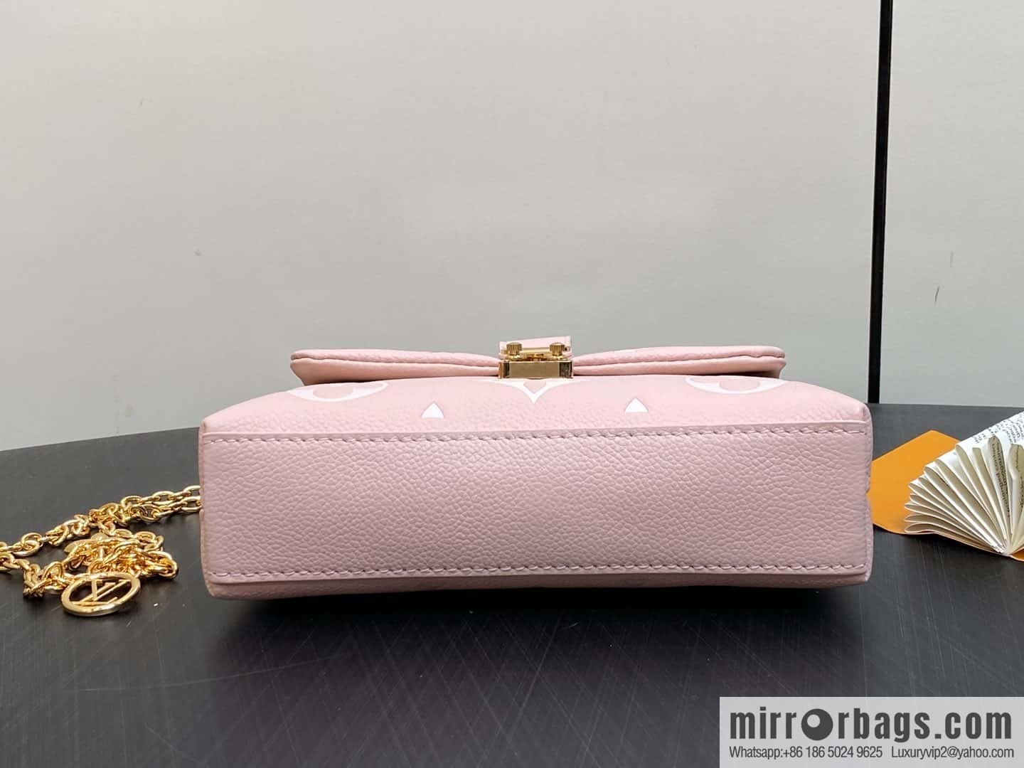 [Original order boutique] M12144 milkshake powder, full leather chain bag series M13796 This Nano Madeleine handbag
