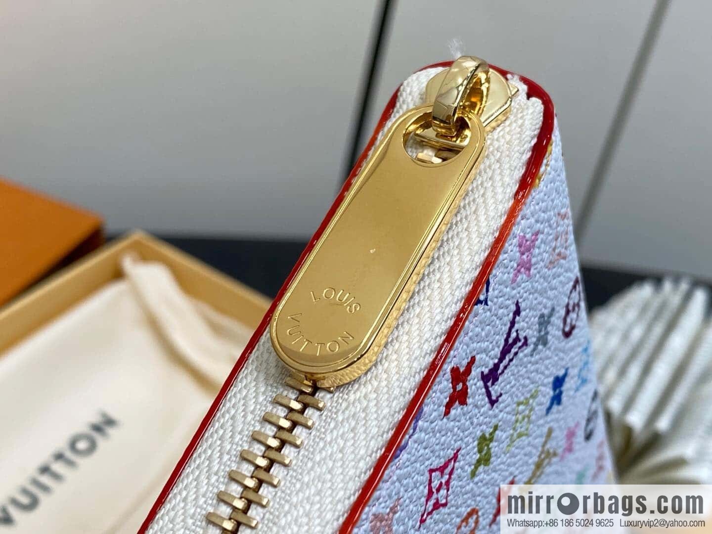 [Original single boutique] M13408 white color, single zipper wallet series Zippy zipper wallet
