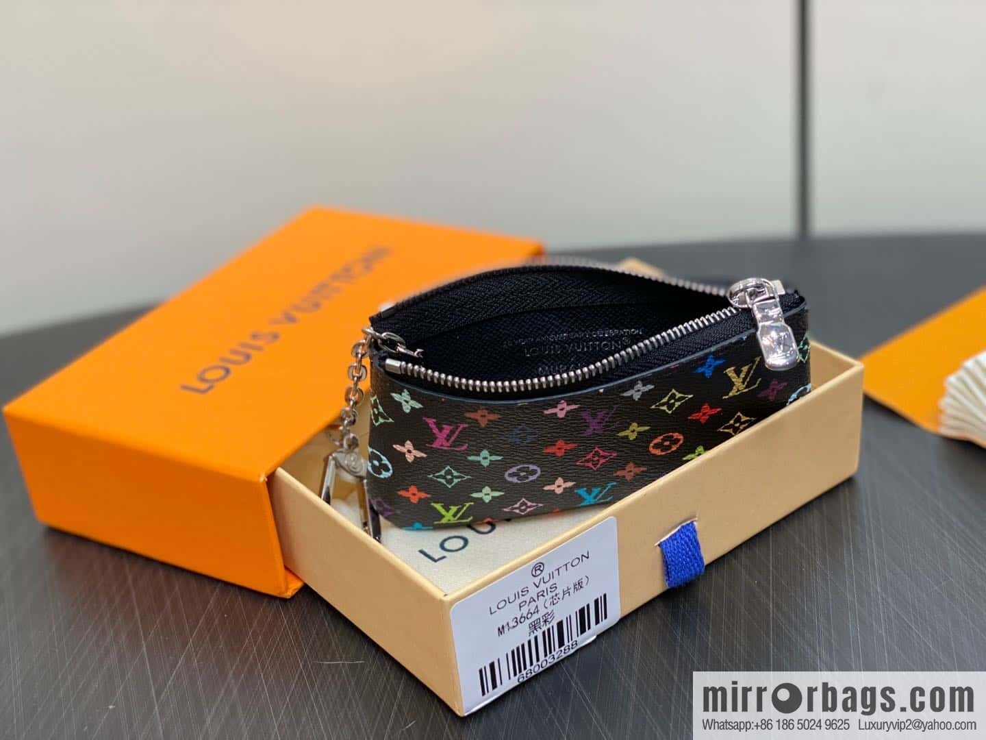 [Original order boutique] M13664 black color, key bag wallet series, key bag M62650 82620