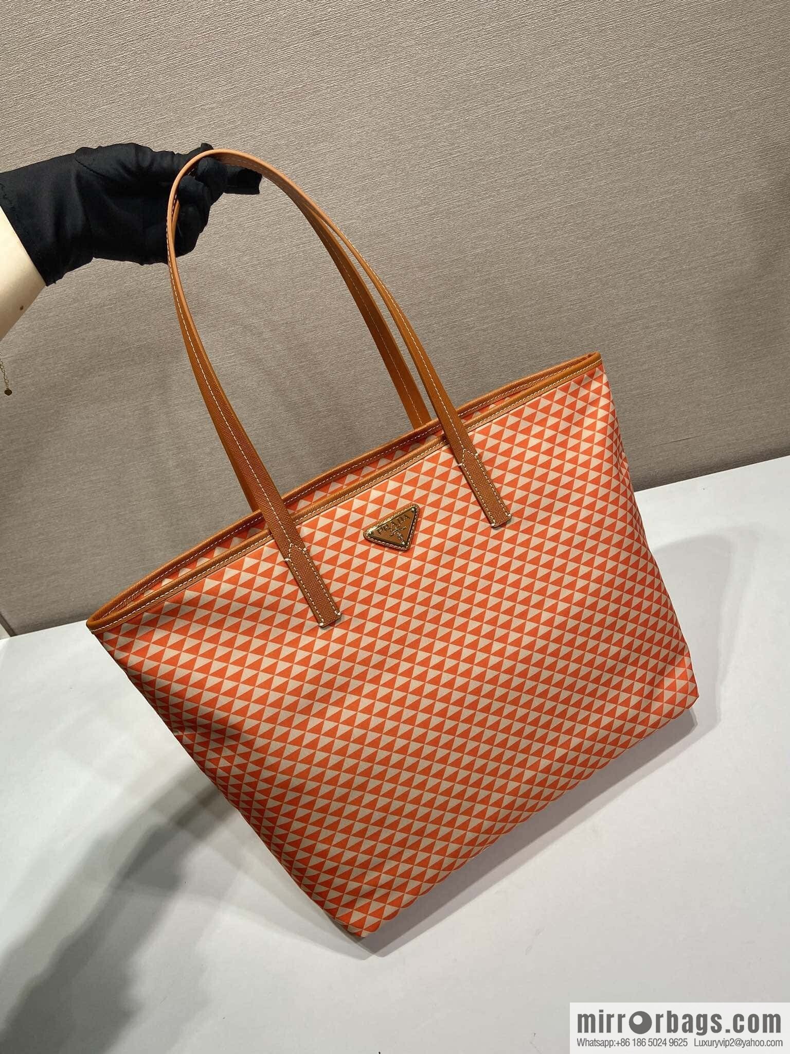 PRADA 🎉 new tote bag 🎉 1BD552 new 🎉🎉 orange