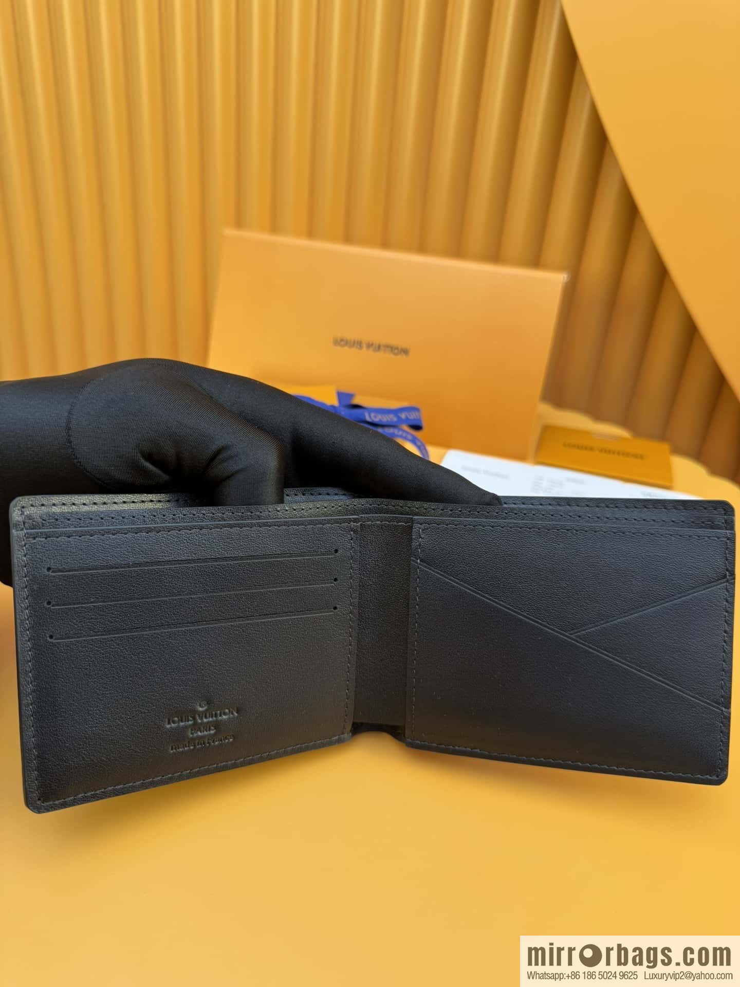 LV Multiple Wallet M82072 [Official Chip Version]