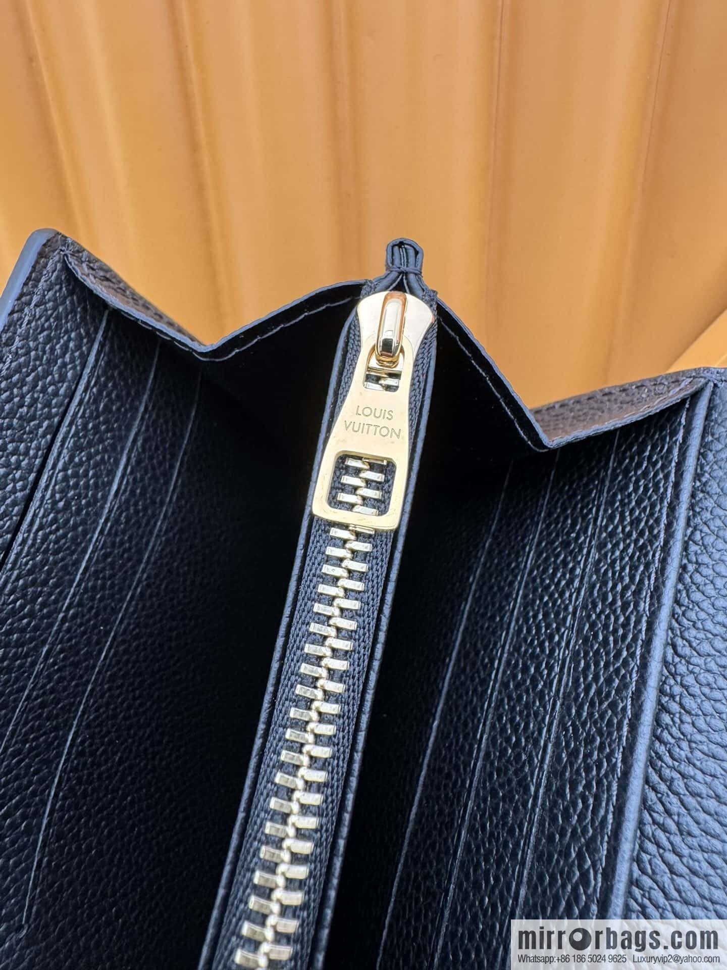 LV Sarah Wallet M82257 [Official Full Chip Edition]