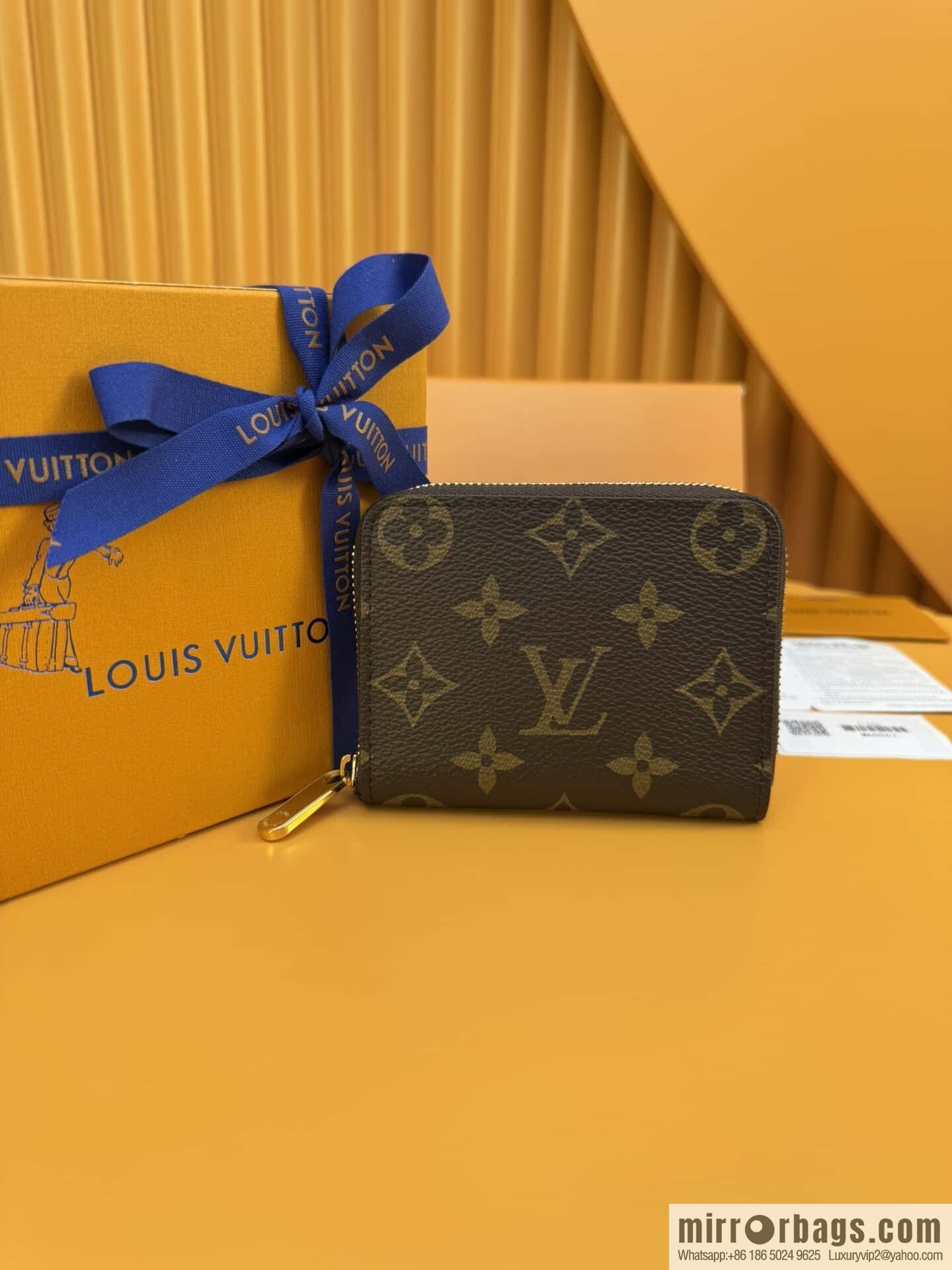 LV zipper change bag M60067 [official full chip version]
