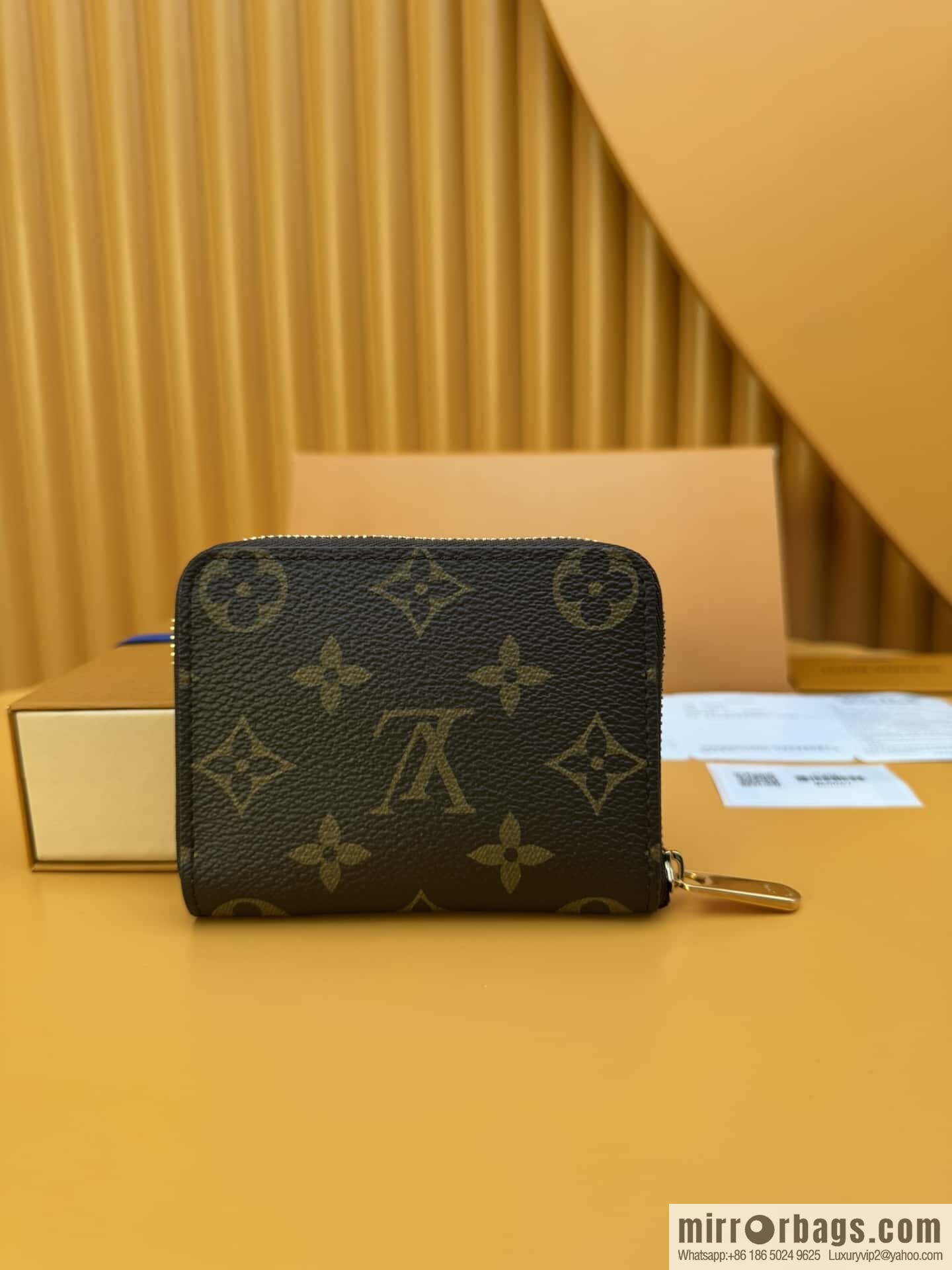 LV zipper change bag M60067 [official full chip version]