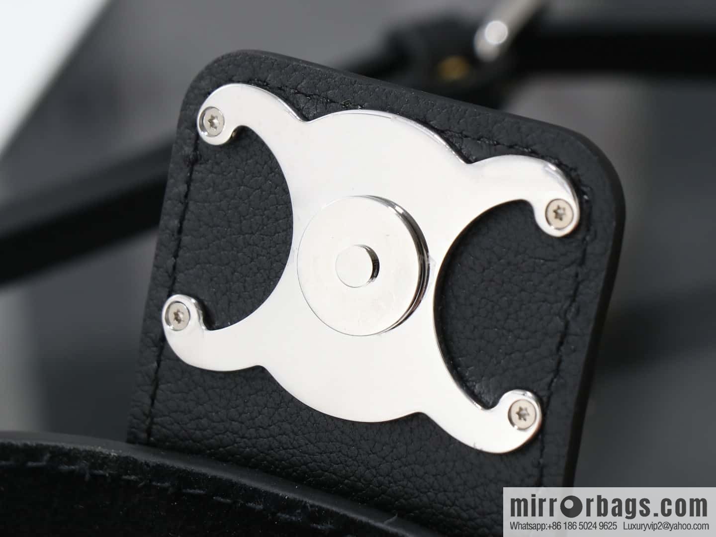 [Premium quality, all-steel hardware] ce 25 spring | teen polly armpit bag model number: 119883