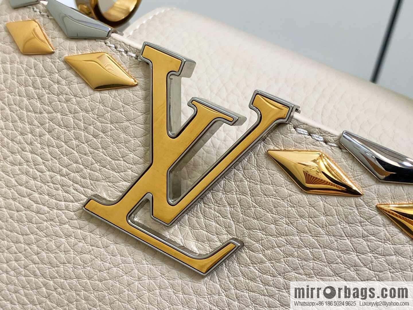 [Original order boutique] M12751 rice white full leather rhombus model, full leather cap that English series, this Capucines mini handbag