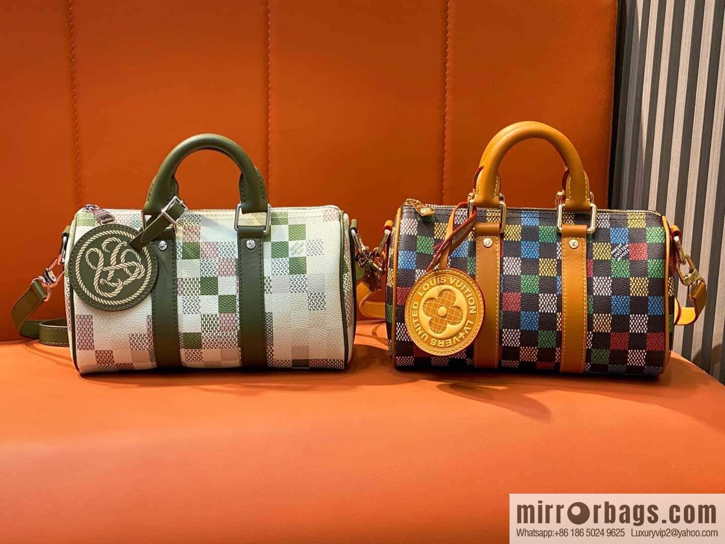 [Original single boutique] M00148 color gradual change grid, men's bag pillow bag speedy series, this Keepall 25 handbag
