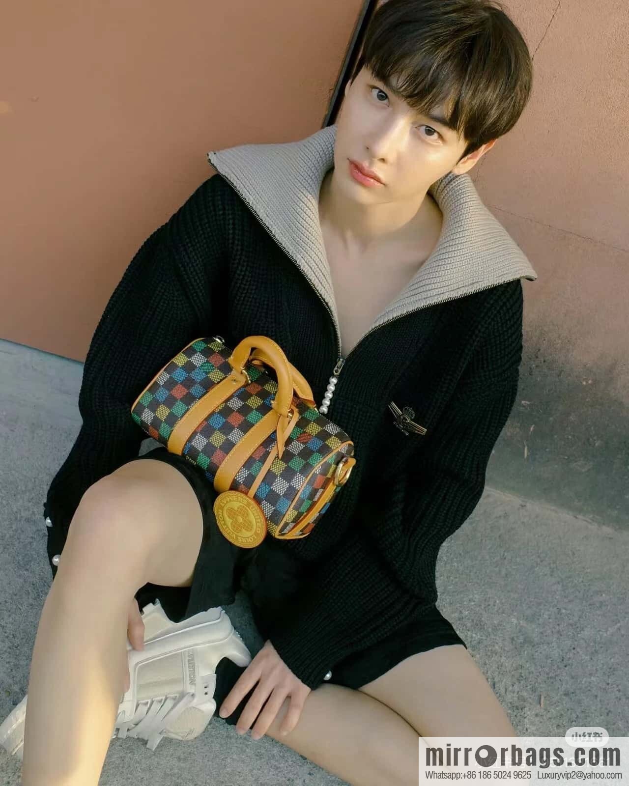 [Original single boutique] M00148 color gradual change grid, men's bag pillow bag speedy series, this Keepall 25 handbag