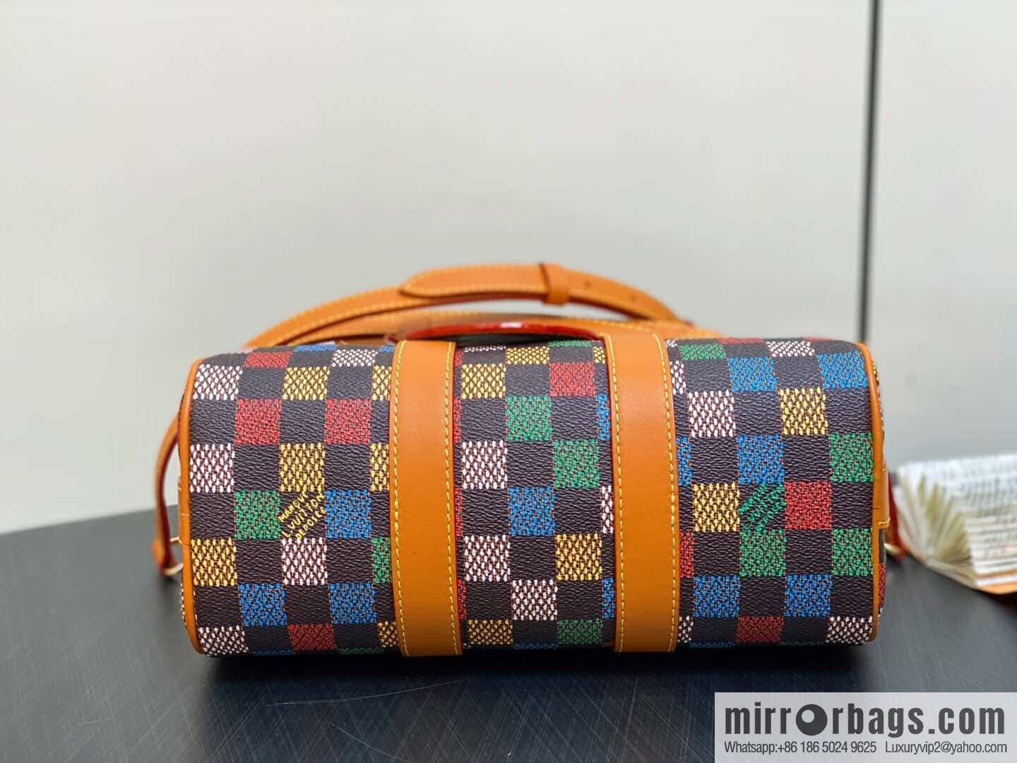 [Original single boutique] M00148 color gradual change grid, men's bag pillow bag speedy series, this Keepall 25 handbag