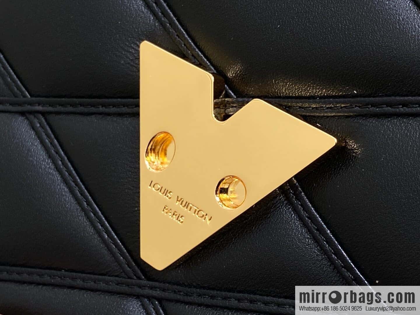 [Original order boutique] M13139 black, full leather rhombus chain bag WALLET ON CHAIN GO-14 handbag