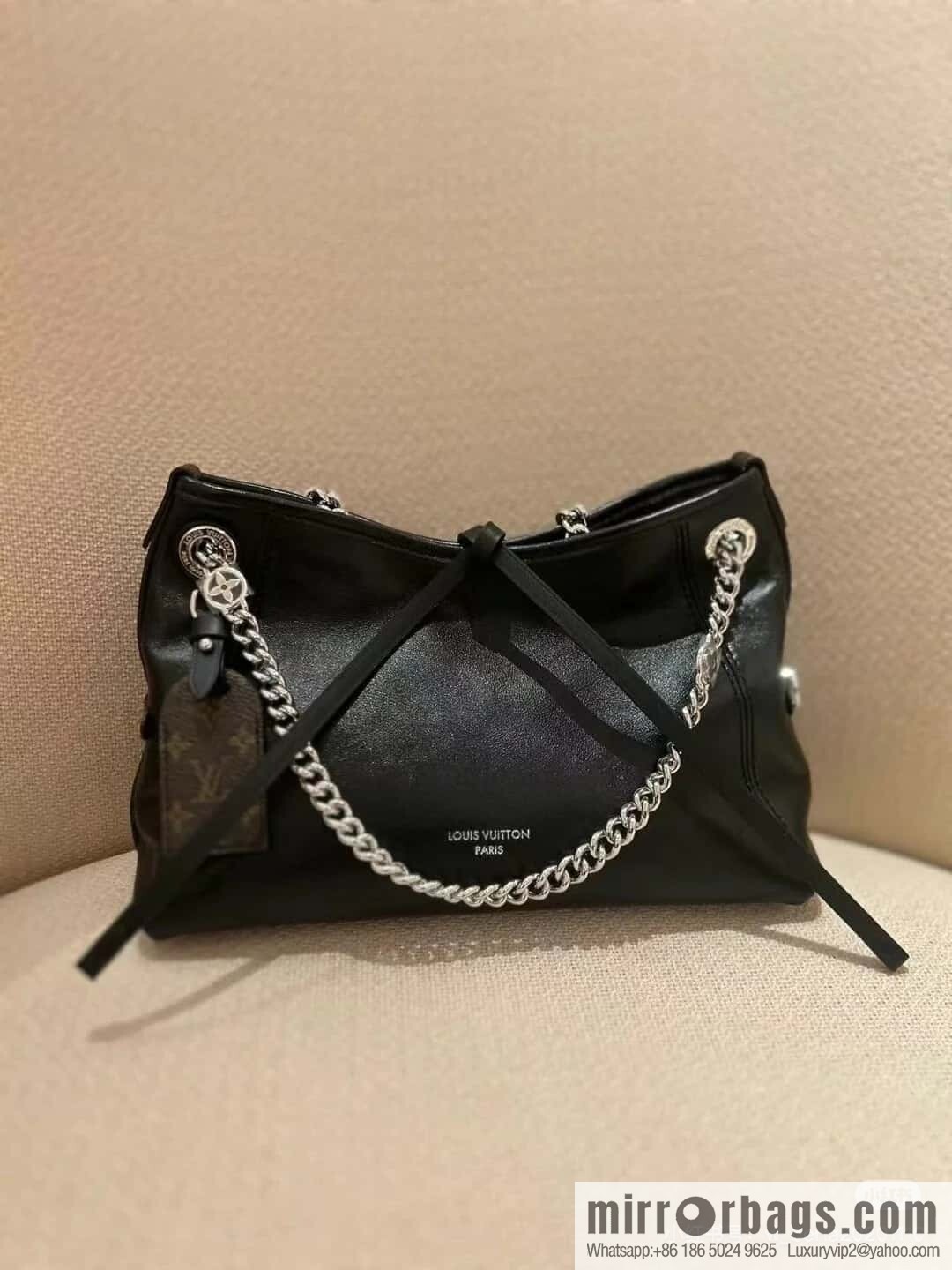 [Original order boutique] M12888 black full leather, shopping bag series CARRYALL BB handbag