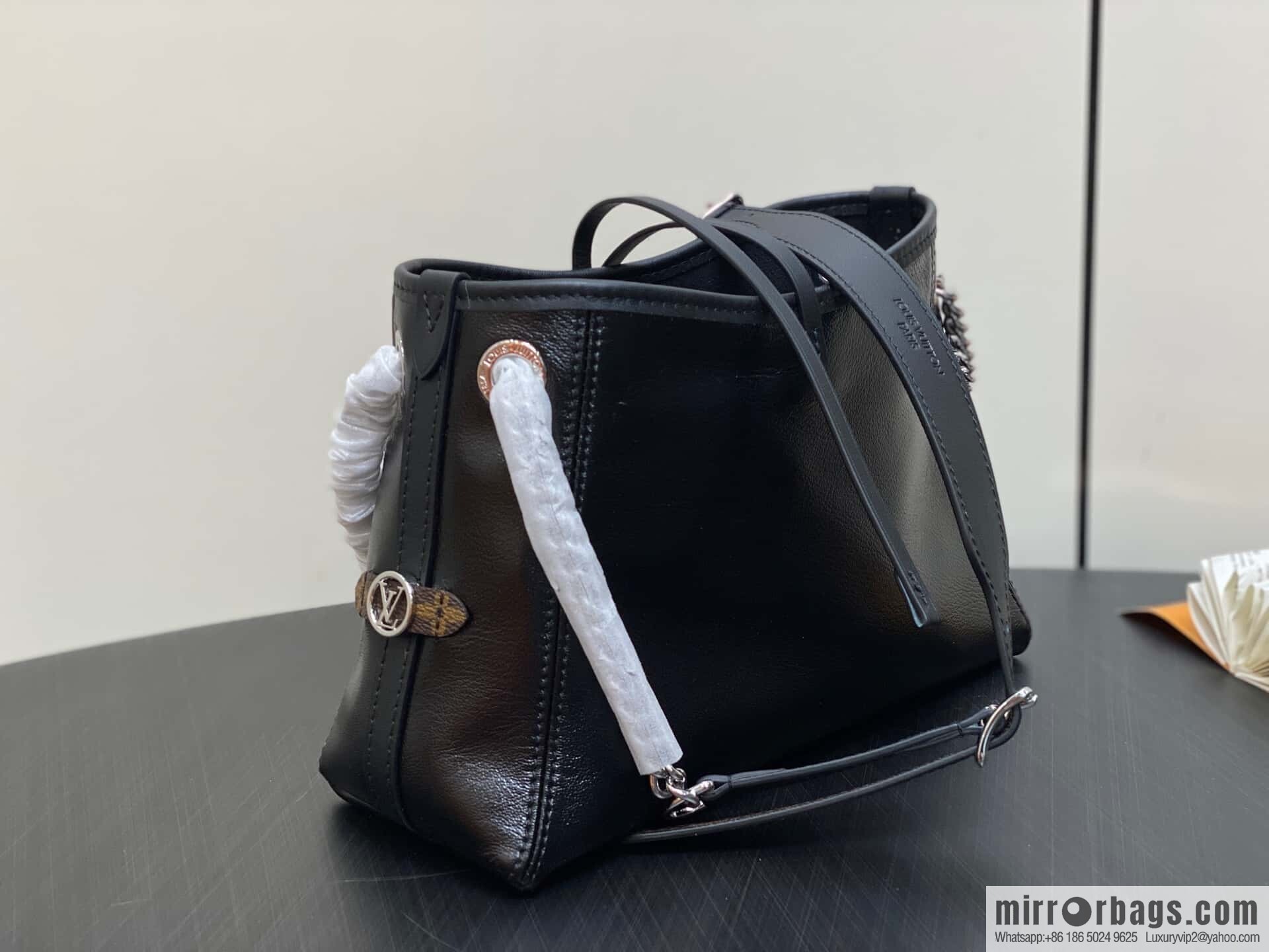[Original order boutique] M12888 black full leather, shopping bag series CARRYALL BB handbag