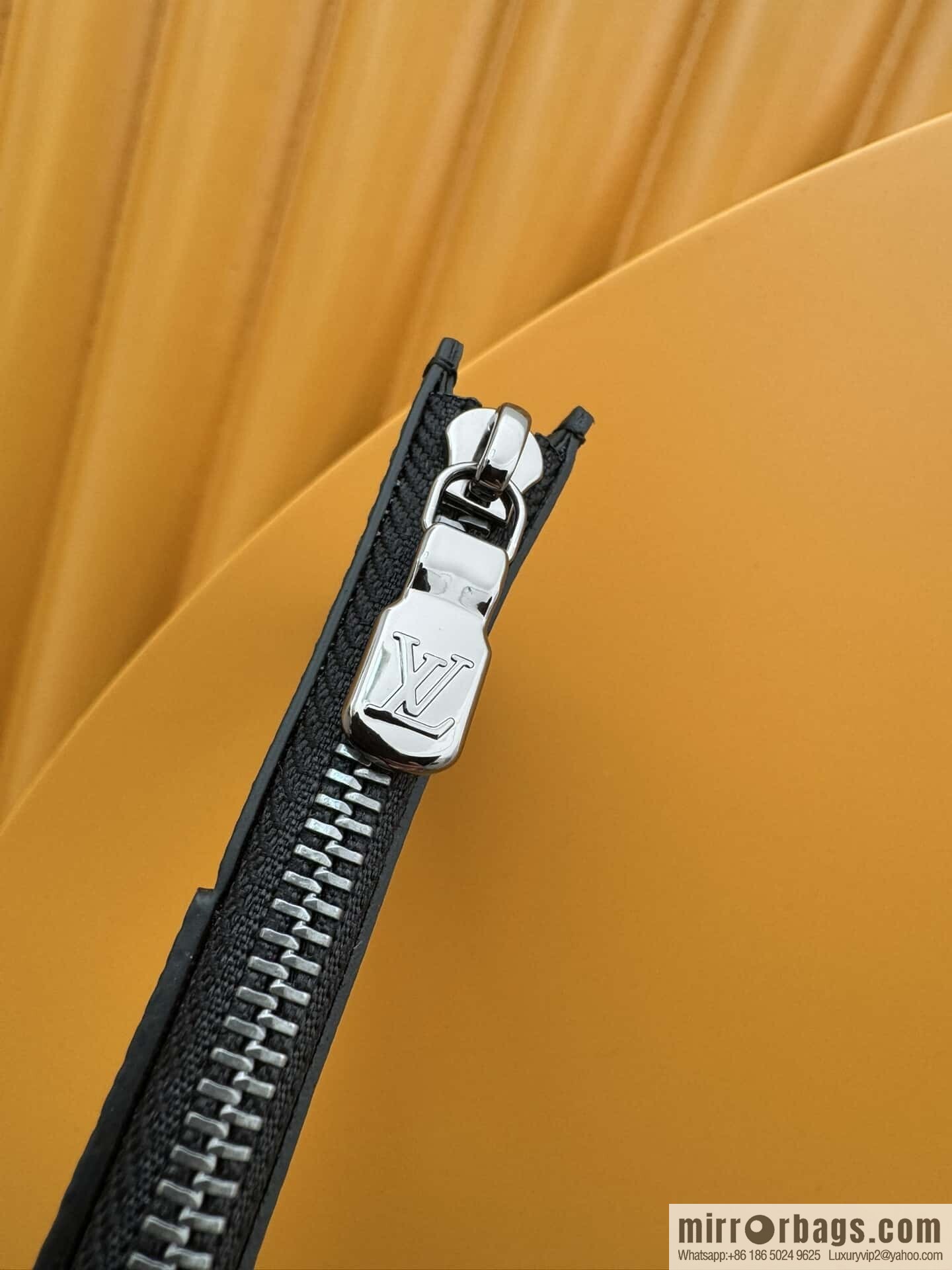 LV Coin Card Clip M30271 [Official Full Chip Version]