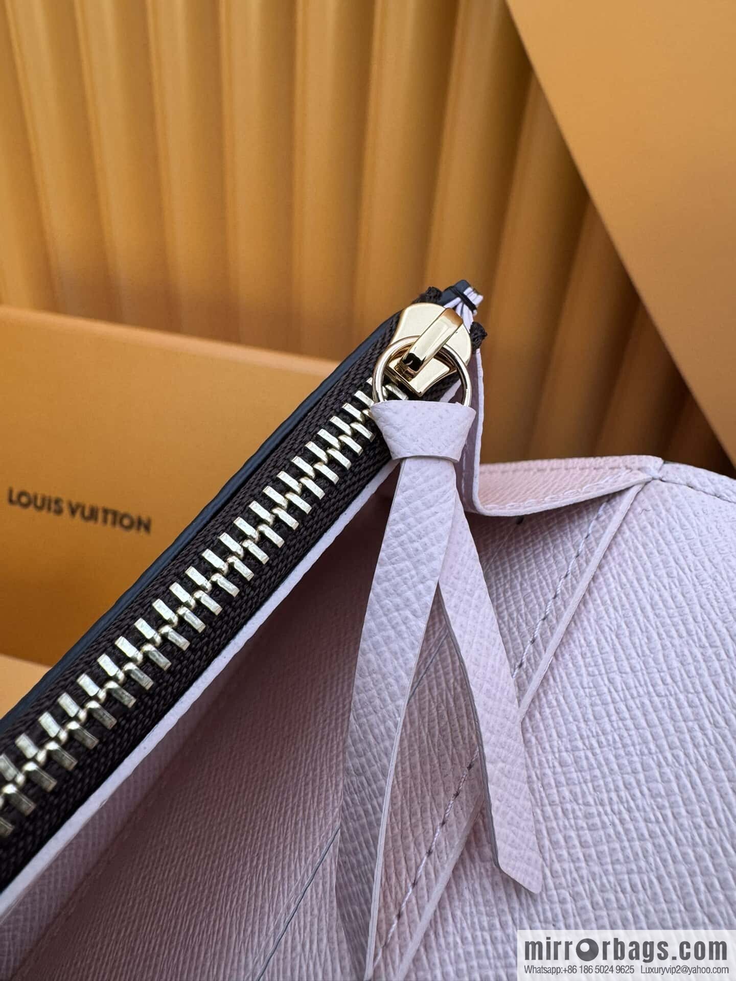 LV M62361 Gold Buckle [Official Full Chip Version]