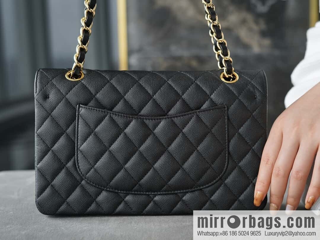 ℂ𝔽 𝗖𝗹𝗮𝘀𝘀𝗶𝗰 𝗙𝗹𝗮𝗽 | original caviar 🐂 medium, black gold 🖤 A01112