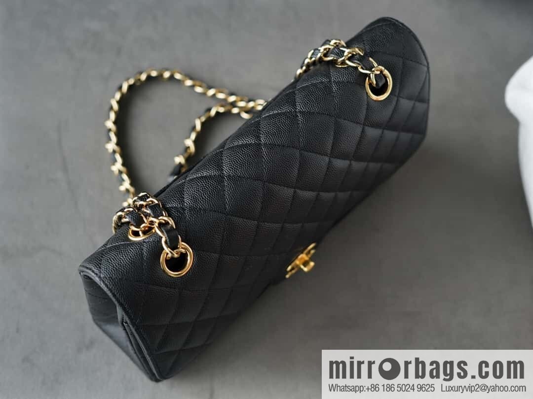 ℂ𝔽 𝗖𝗹𝗮𝘀𝘀𝗶𝗰 𝗙𝗹𝗮𝗽 | original caviar 🐂 medium, black gold 🖤 A01112