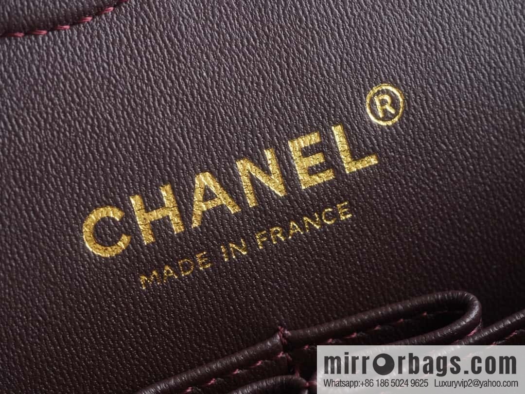 ℂ𝔽 𝗖𝗹𝗮𝘀𝘀𝗶𝗰 𝗙𝗹𝗮𝗽 | original caviar 🐂 medium, black gold 🖤 A01112