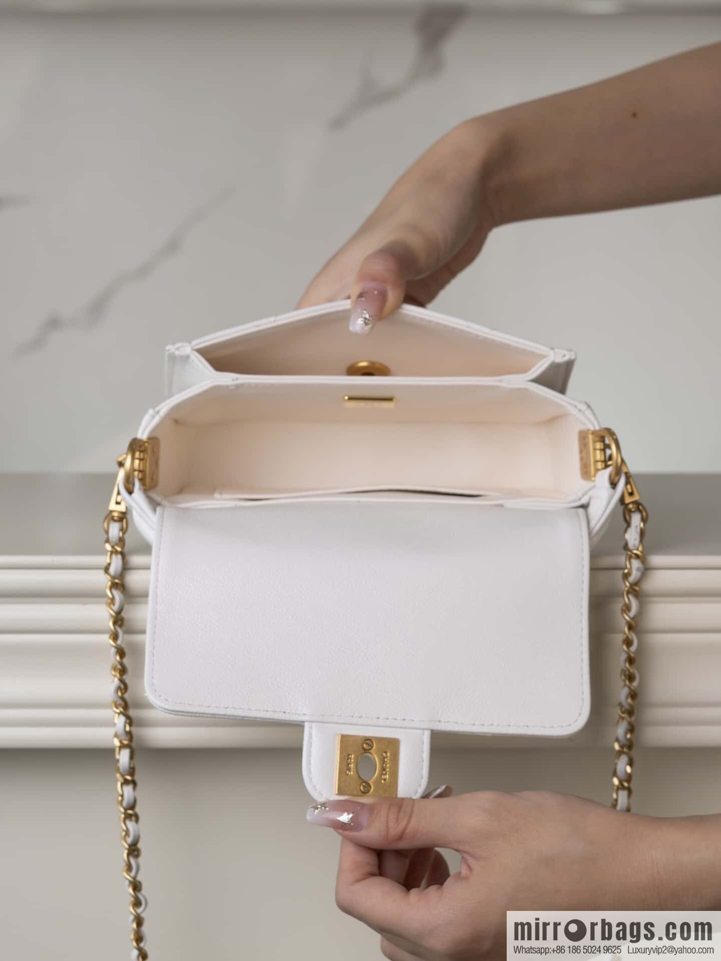 ๐๐ก๐๐ง๐๐ฅ ๐ฎ๐ฐ๐ CF Handle Cover Bag, White Mini ๐ก AS5164