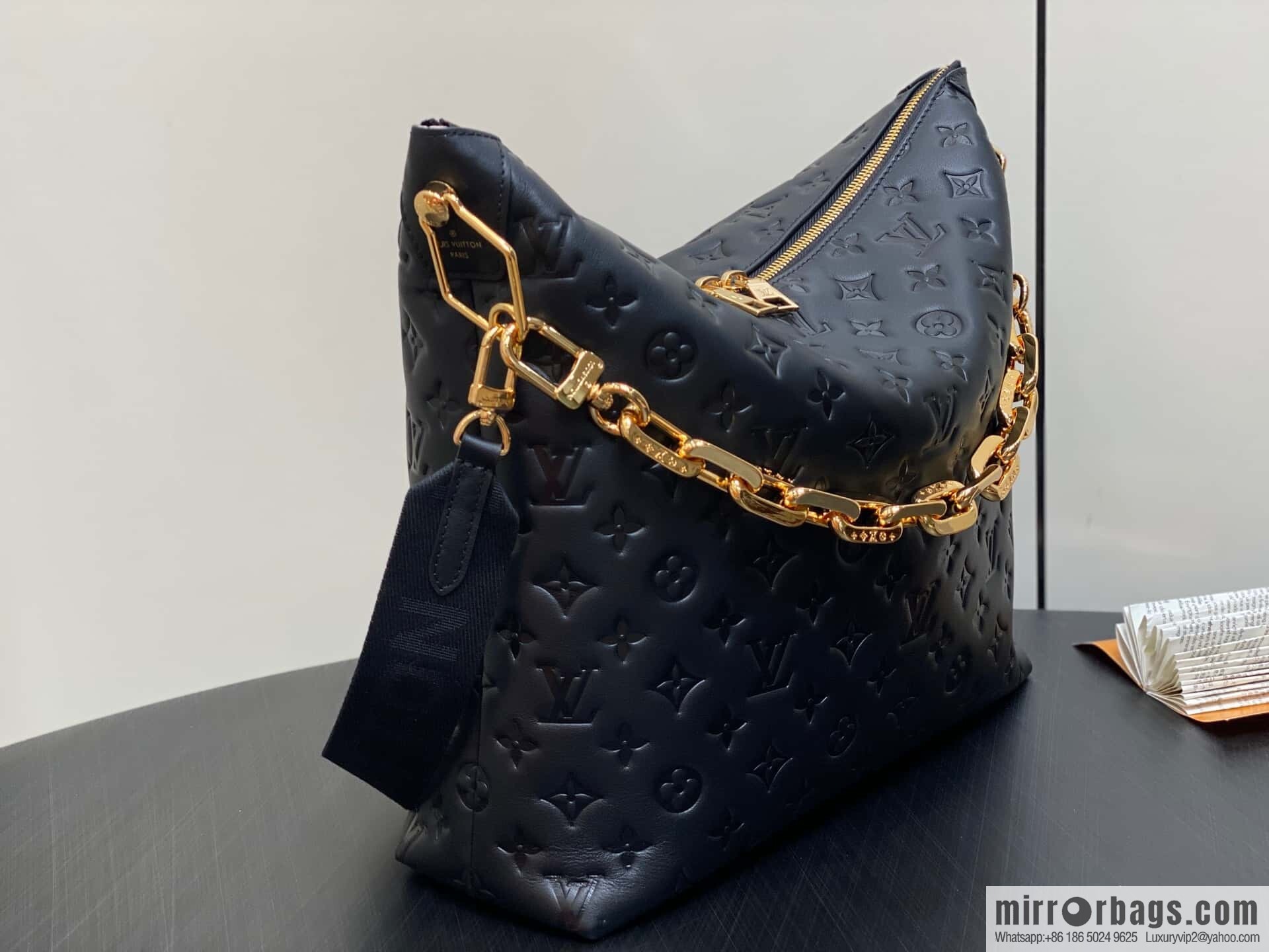 [Original order boutique] M12068 black, full leather chain bag Coussin Hobo MM handbag