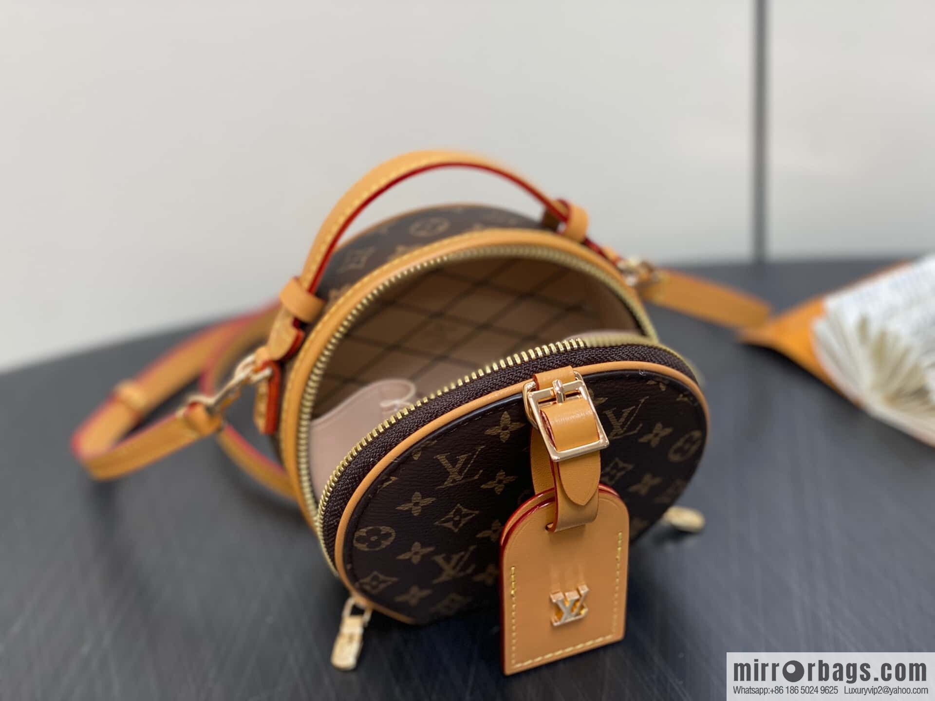 [Original order boutique] M83575 presbyopia M83614 yellow flower, small apple bag MINI round cake bag Mini Boite Chapeau handbag