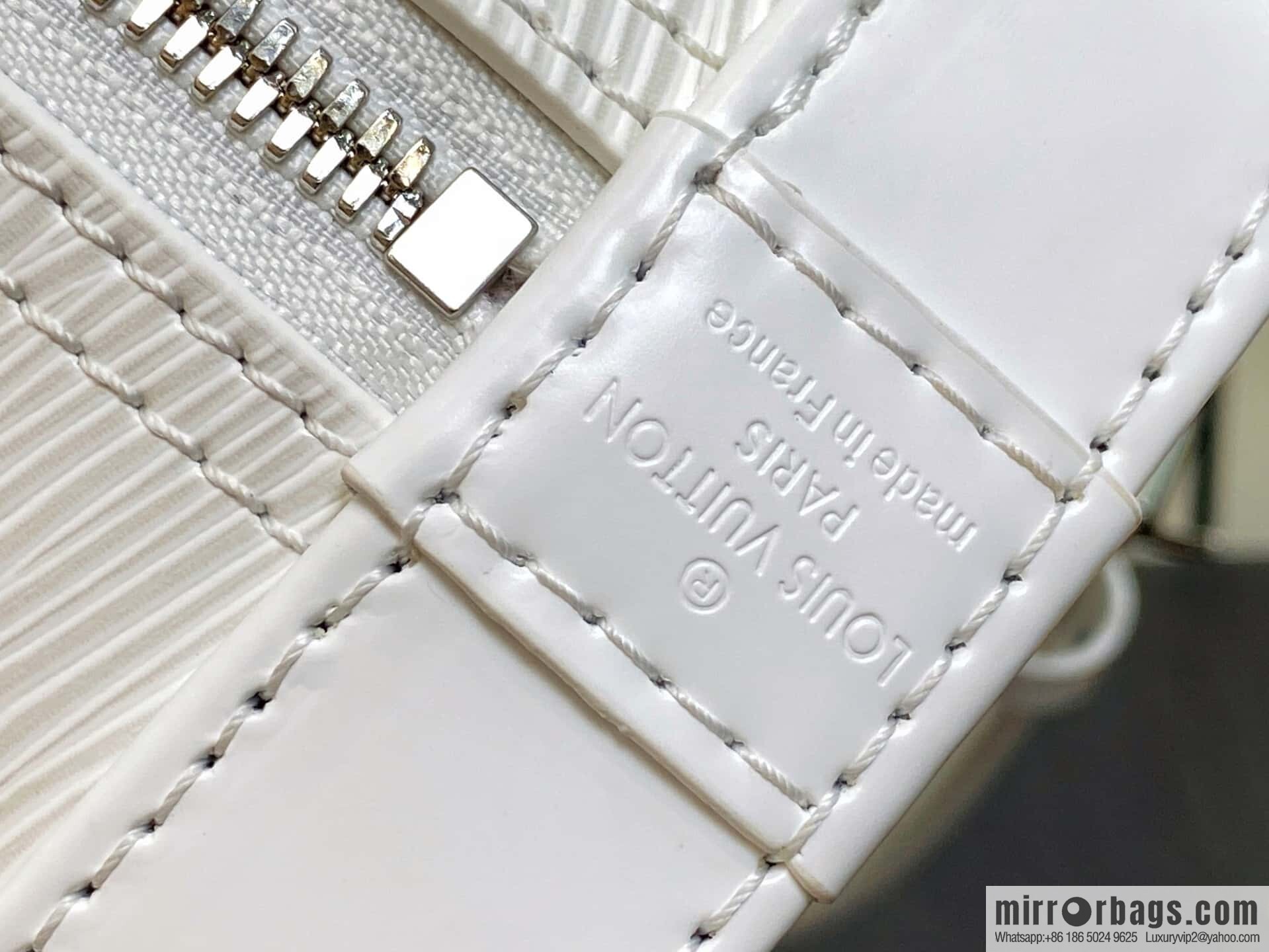 [Original order boutique] M11381 white, water ripple shell bag Sac Alma BB handbag