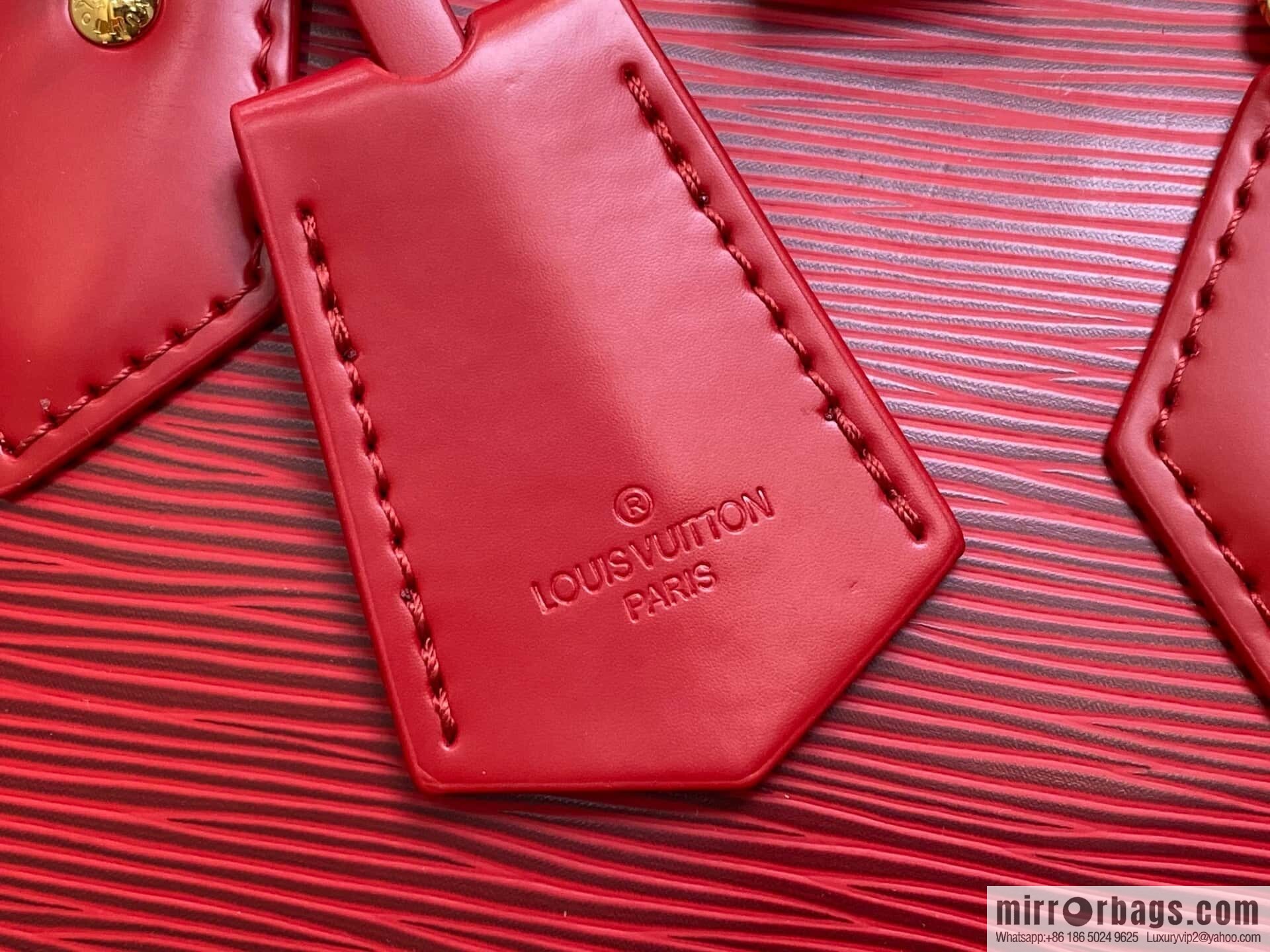 [Original order boutique] M25226 red, water ripple shell bag Sac Alma BB handbag