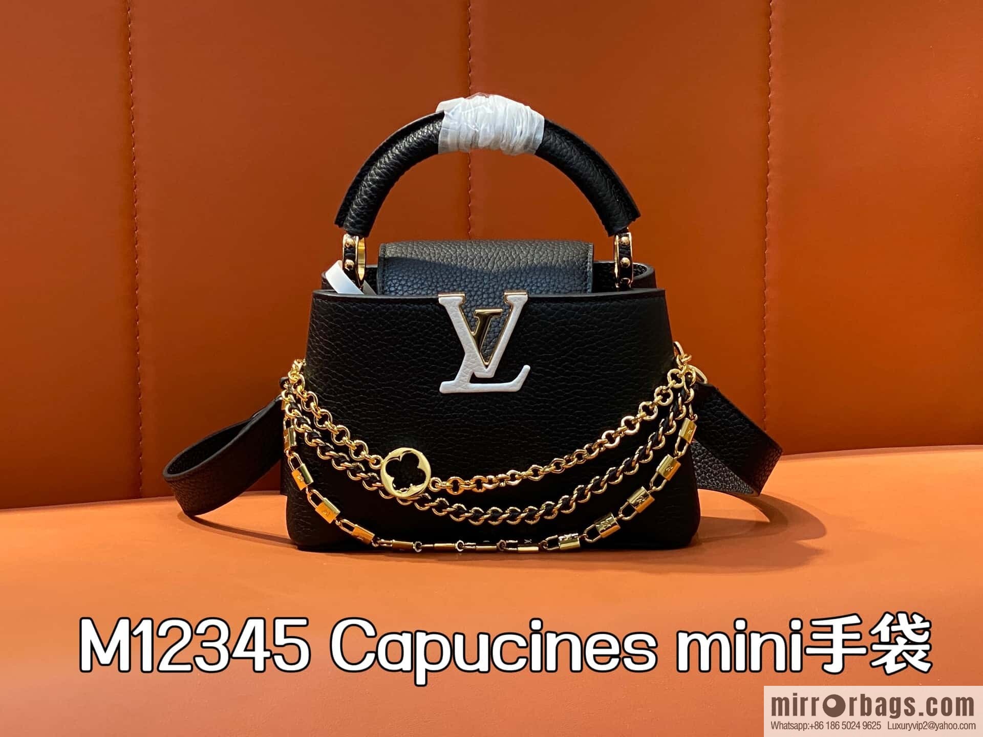 [Original order boutique] M12345 black full leather cap that English model, this Capucines mini handbag