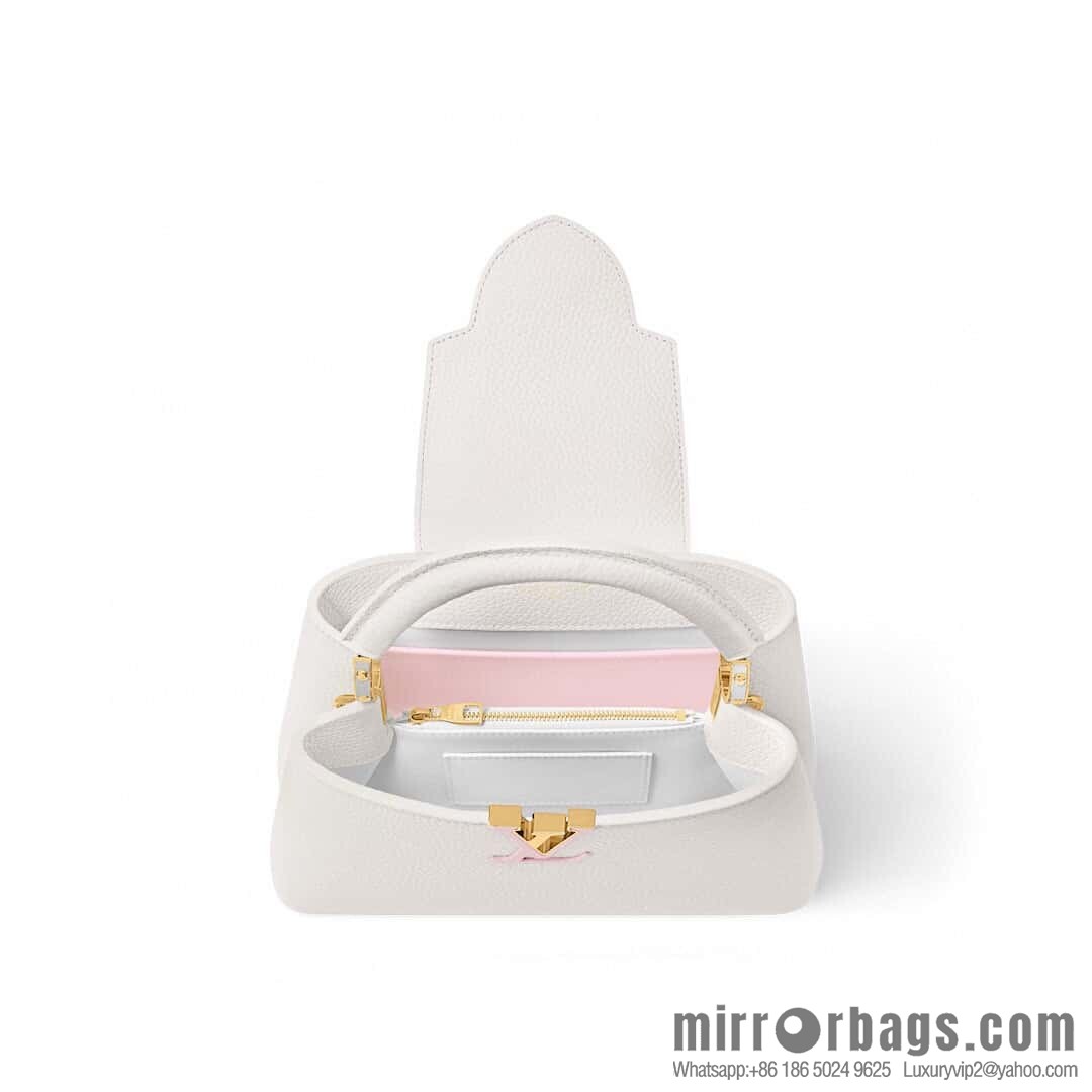 [Original order boutique] M12279 white, full leather cap that English Capucines medium handbag