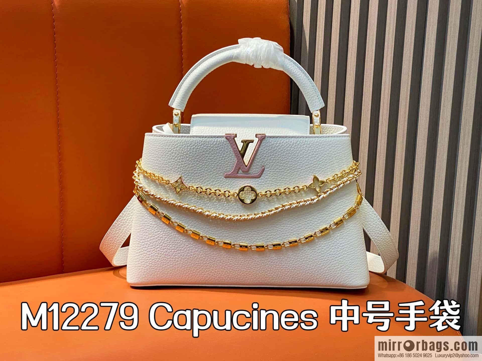 [Original order boutique] M12279 white, full leather cap that English Capucines medium handbag