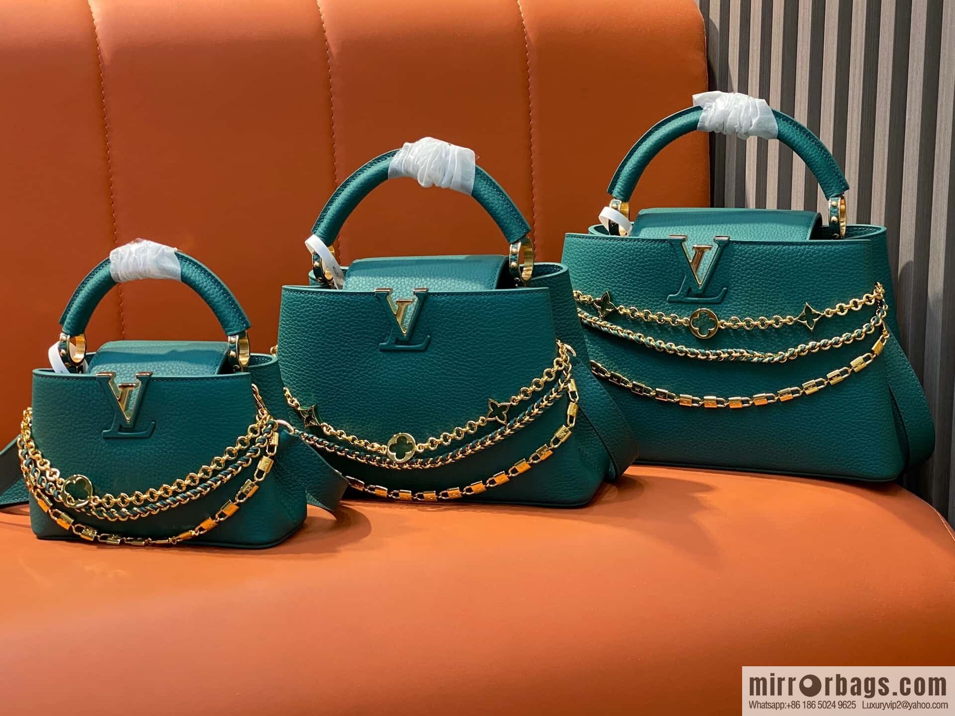 [Original order boutique] M11906 green, full leather cap, English style, this Capucines medium handbag.