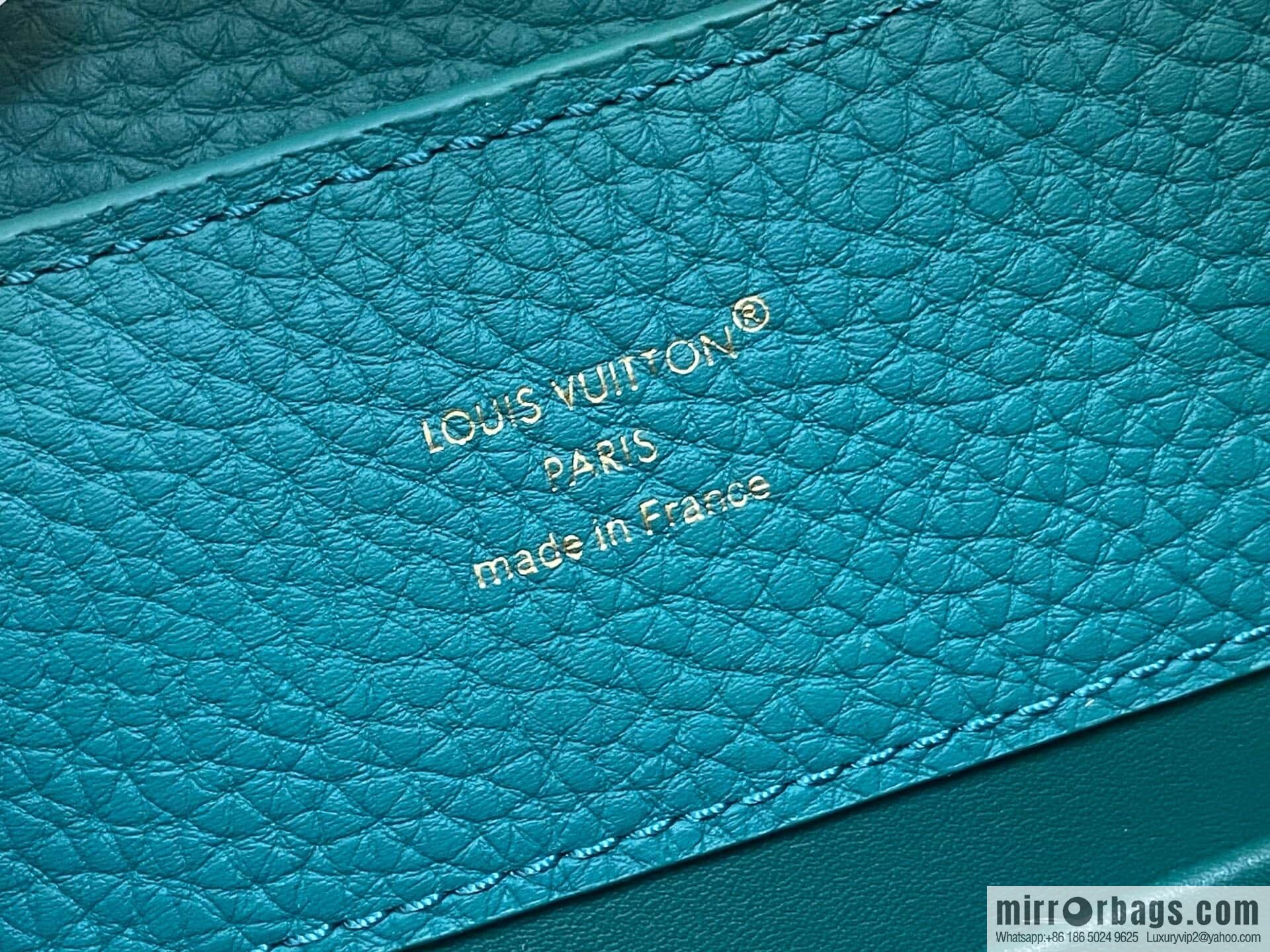 [Original order boutique] M11906 green, full leather cap, this Capucines BB handbag