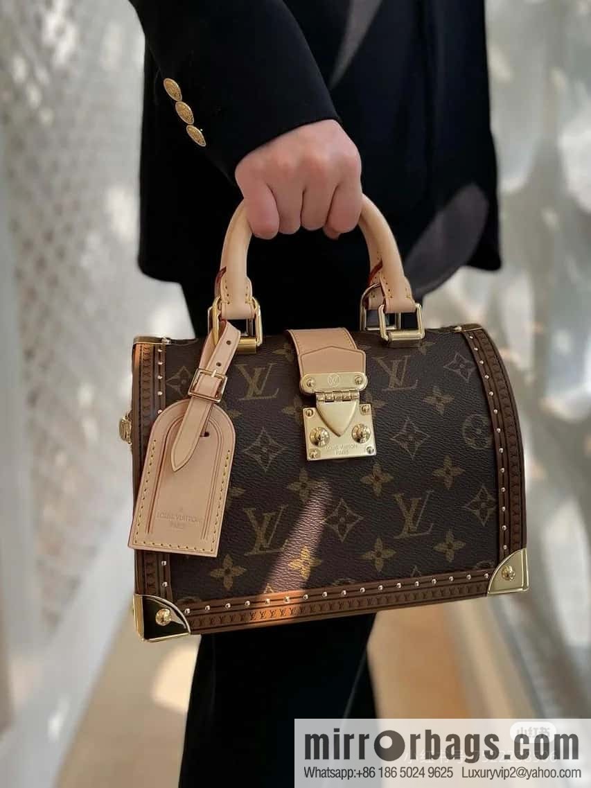 [Original order boutique] M11154 presbyopia, box hard box, this Iconic Speedy 20 handbag.