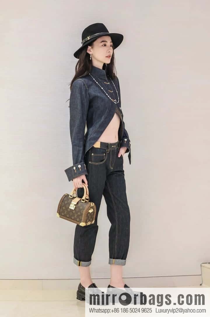 [Original order boutique] M11154 presbyopia, box hard box, this Iconic Speedy 20 handbag.