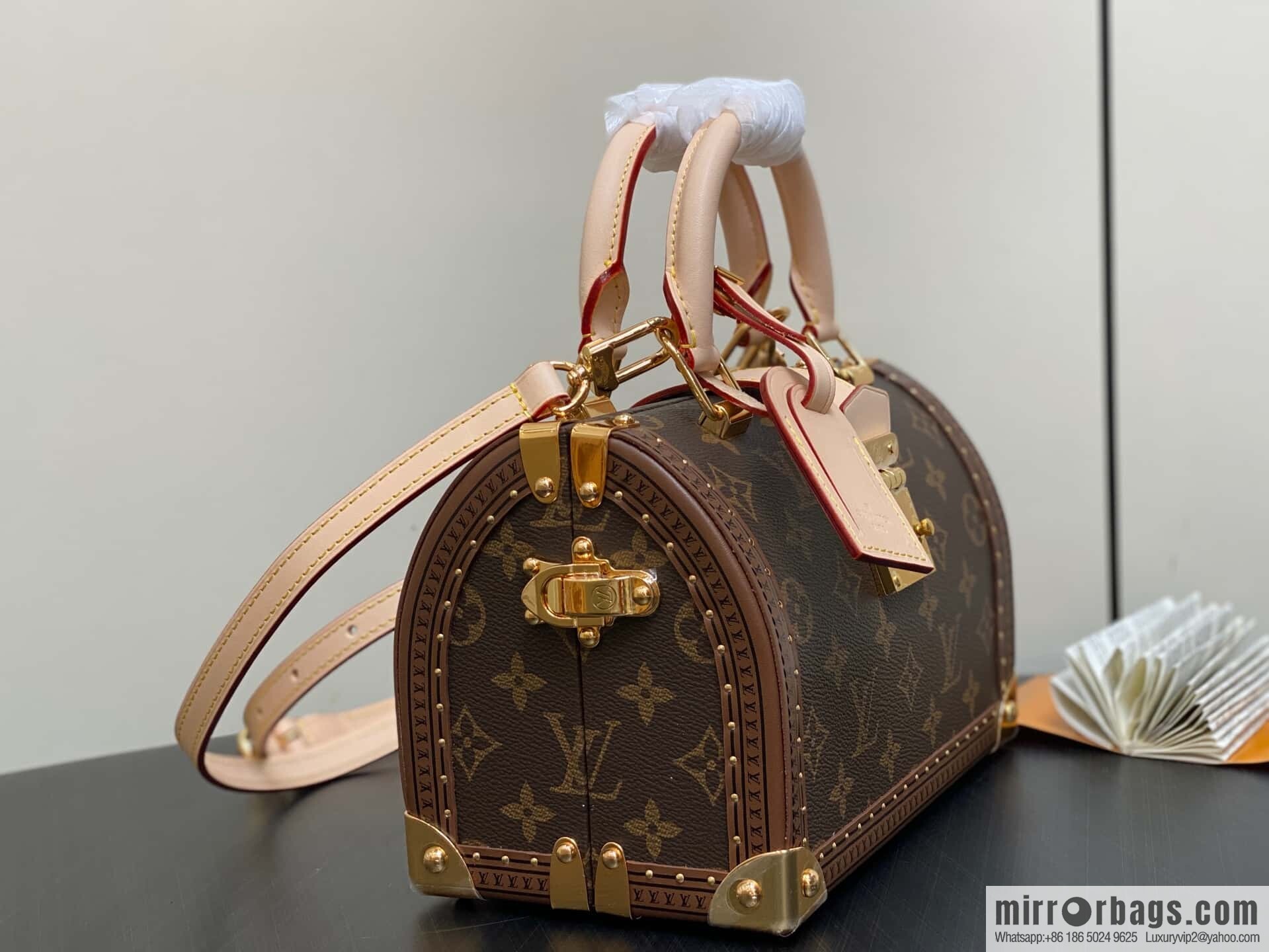 [Original order boutique] M11154 presbyopia, box hard box, this Iconic Speedy 20 handbag.