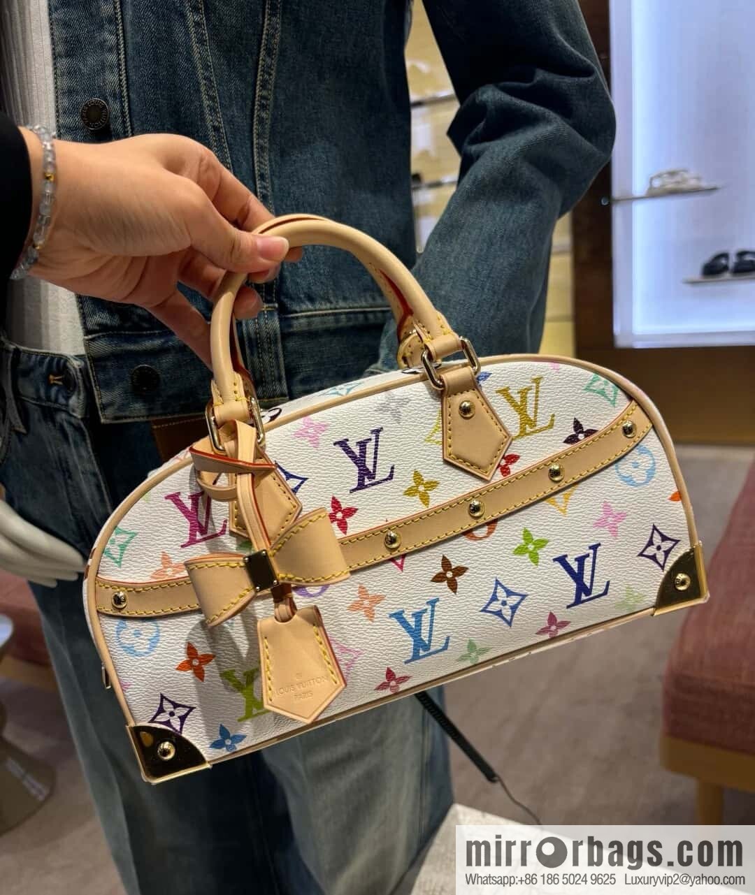 [Original order boutique] M13084 white color, bowling LV X TM HANDBAG EAST WEST handbag