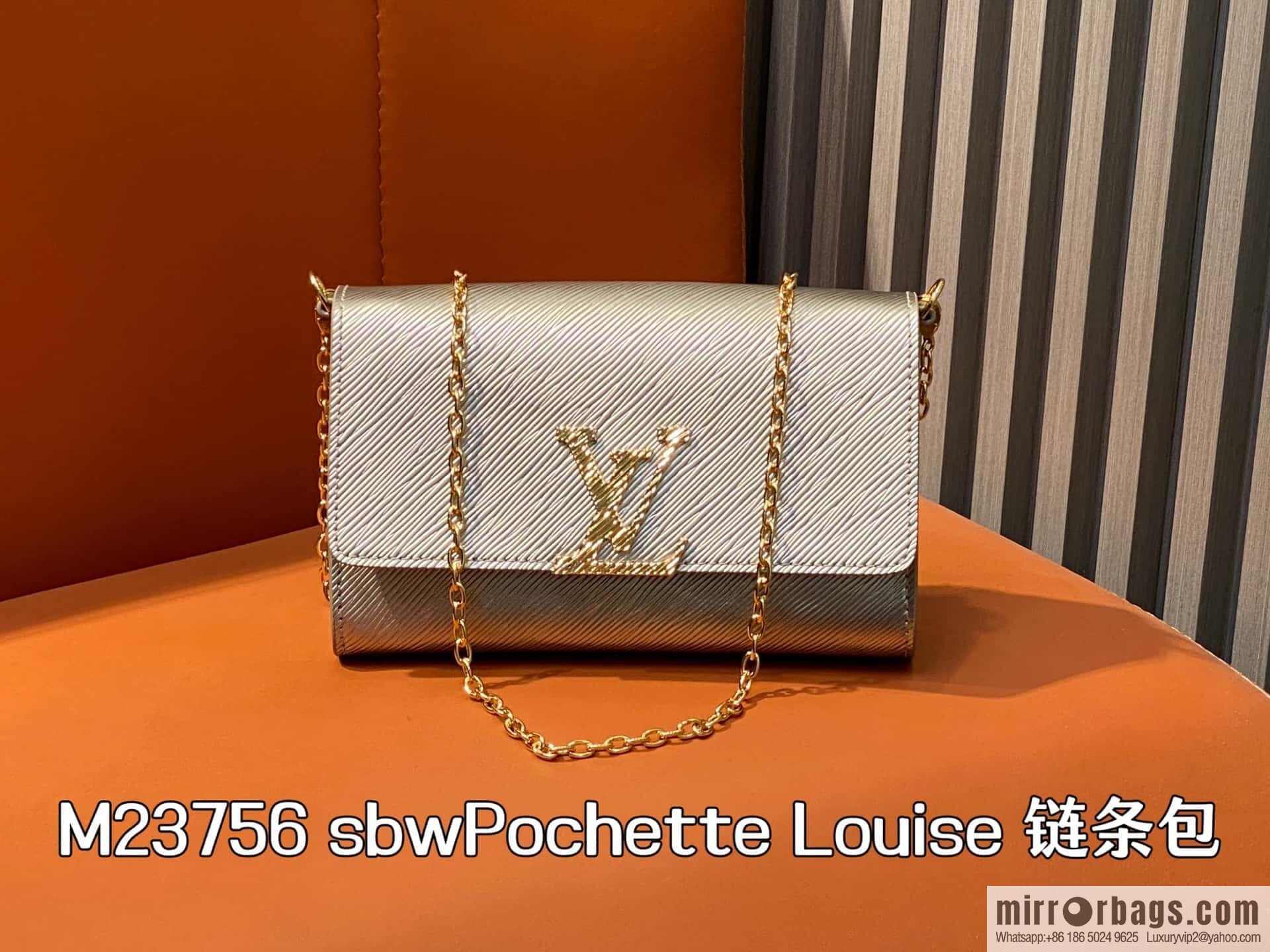 [Original order boutique] M23756 champagne water ripple, chain bag sbwPochette Louise chain bag (mirror patent leather)