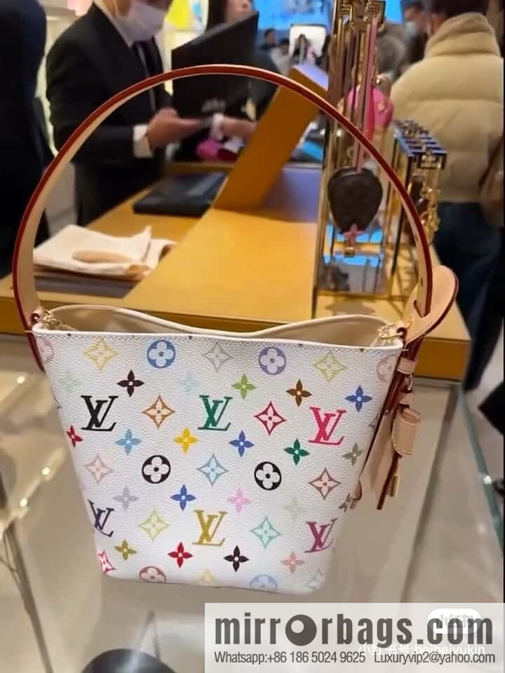 [Original order boutique] M13089 white color, bucket bag series LV x TM ALL IN BB handbag