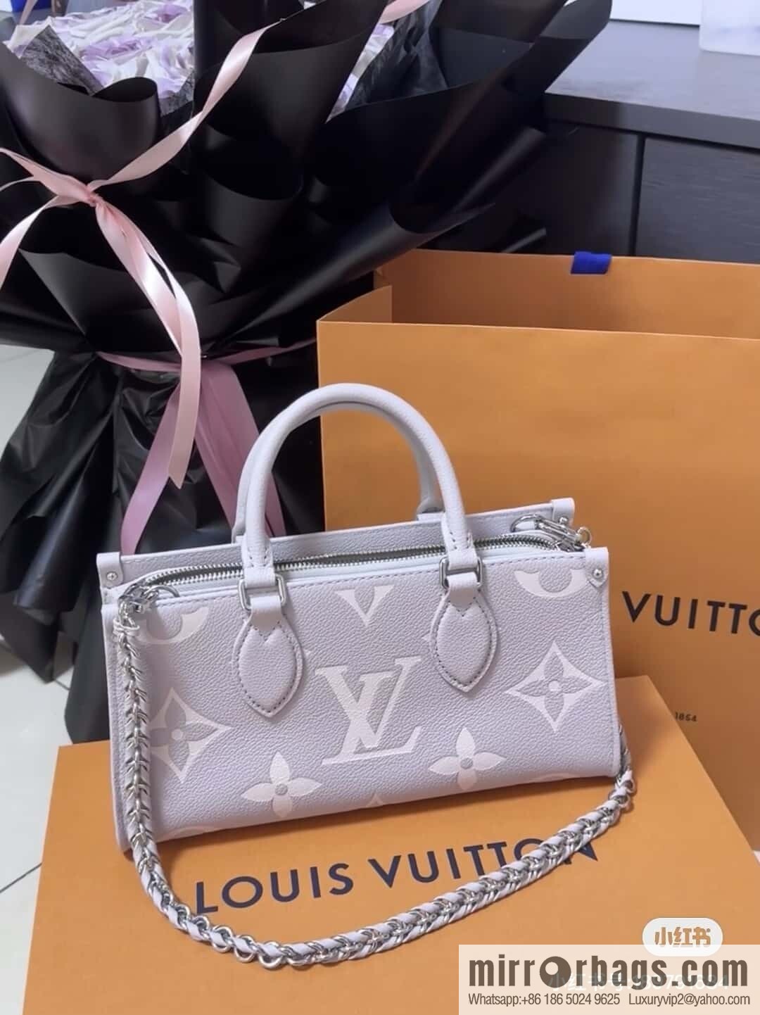 [Original single boutique] M14213 mashed taro purple, full leather chain square bag series ONTHEGO EAST WEST handbag