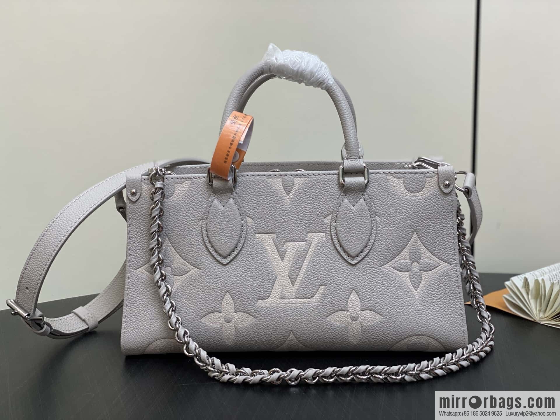 [Original single boutique] M14213 mashed taro purple, full leather chain square bag series ONTHEGO EAST WEST handbag