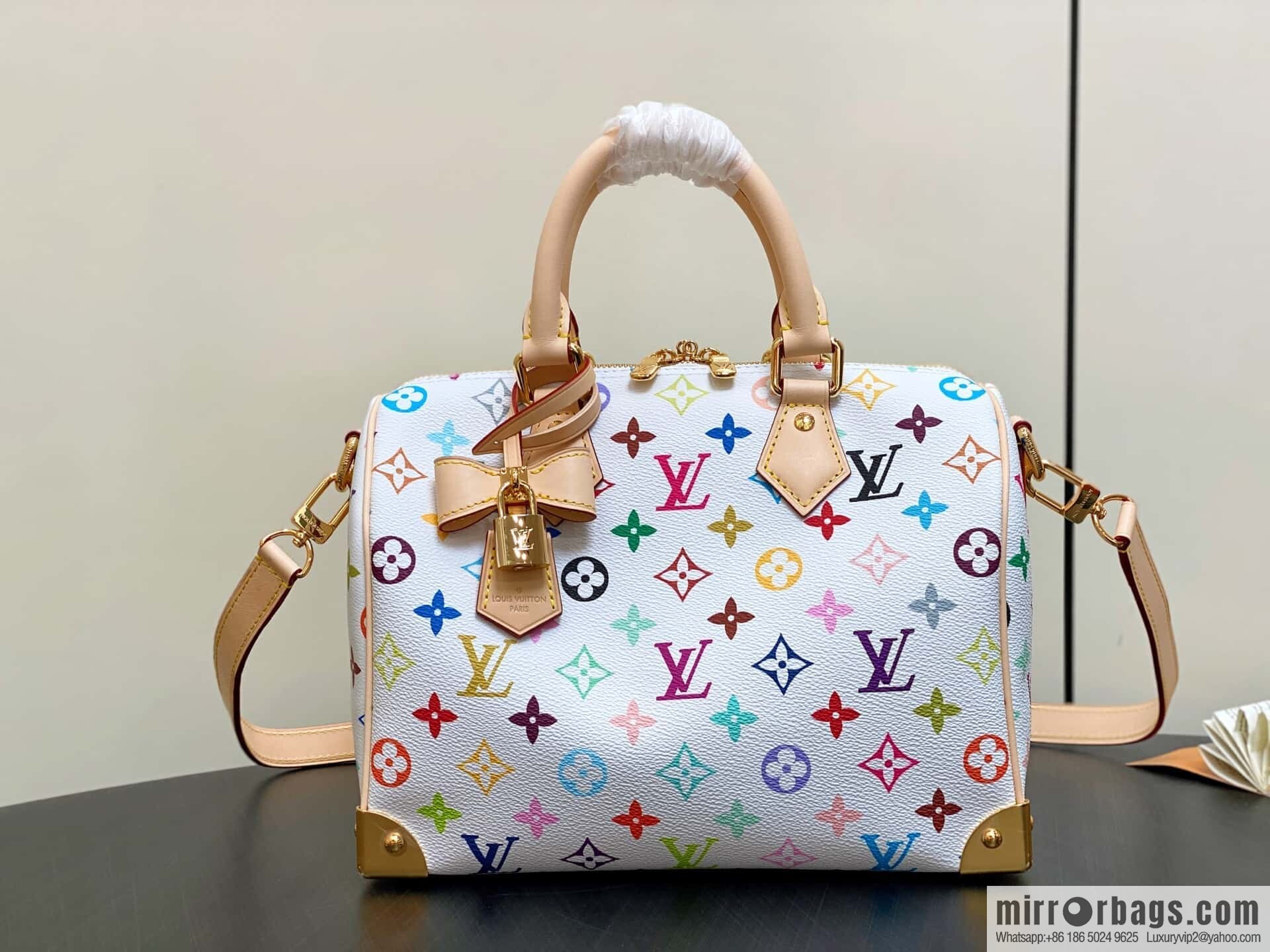 [Original order boutique] M13085 white color speedy pillow bag, this Speedy Bandoulière 25 handbag