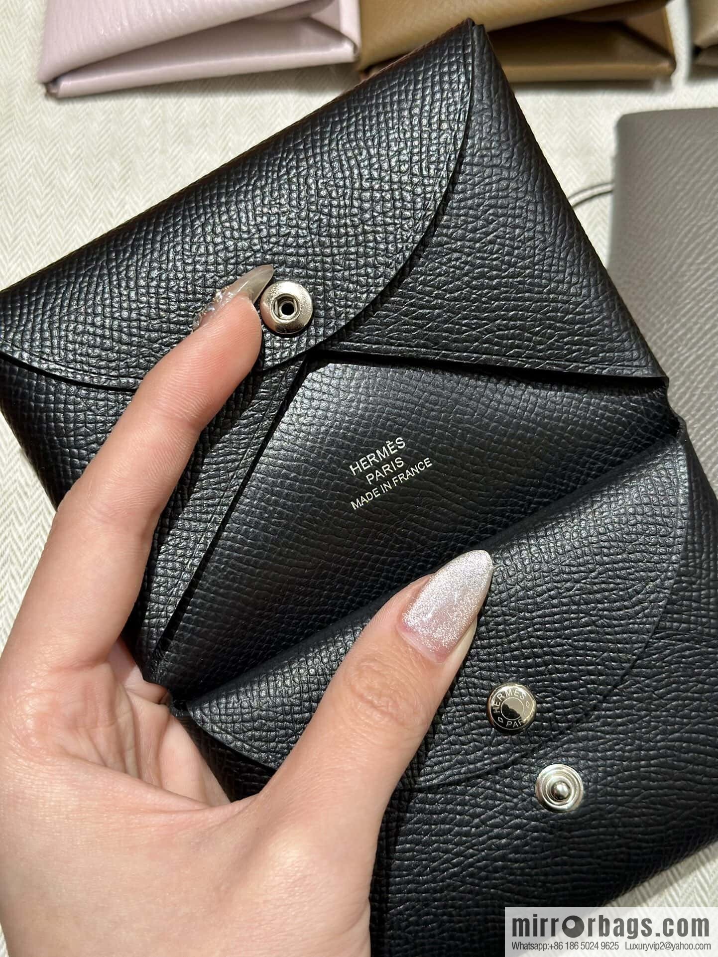 Calvi Duo short card bag, change bag, black, H044164CK18.