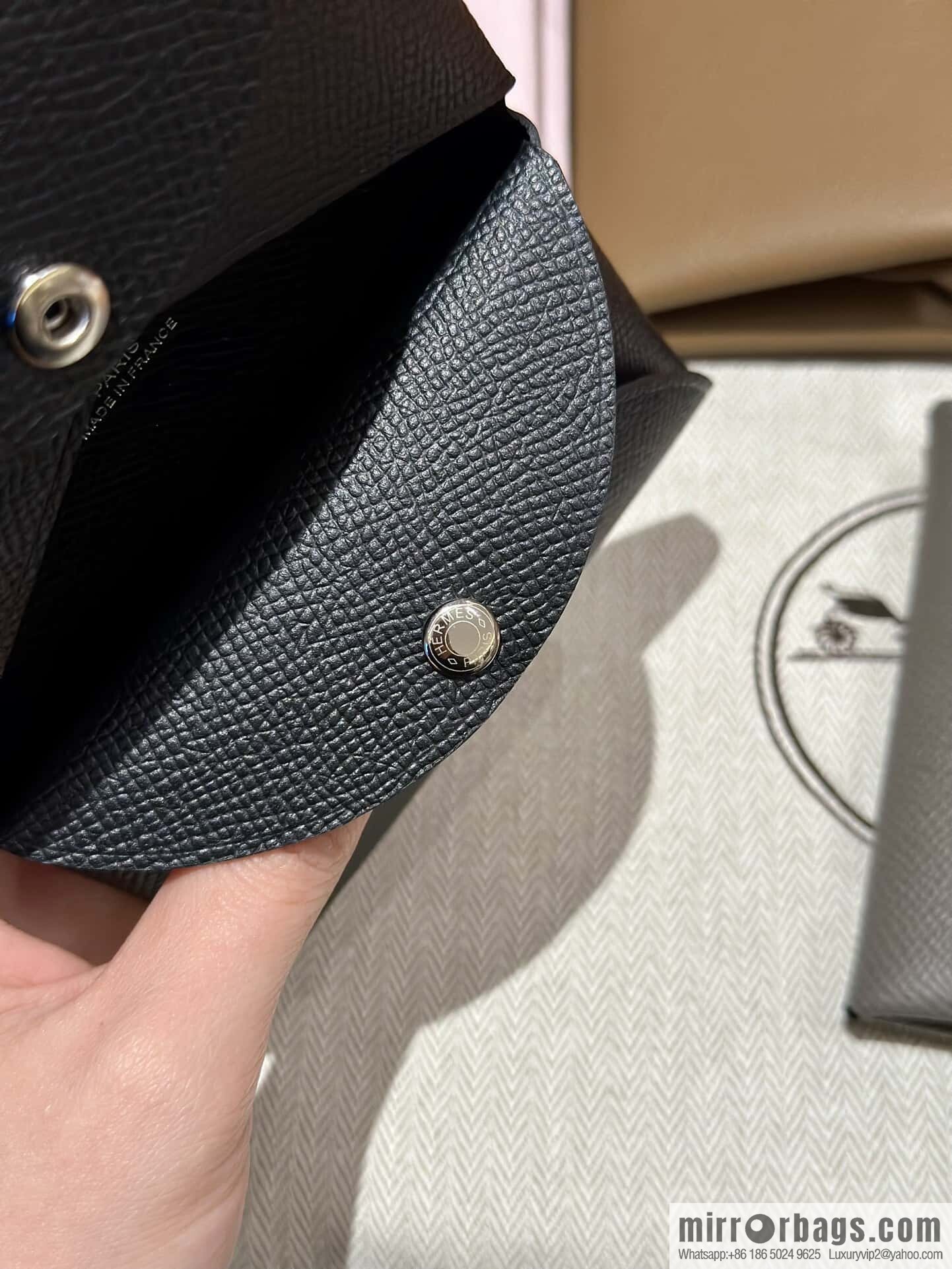 Calvi Duo short card bag, change bag, black, H044164CK18.