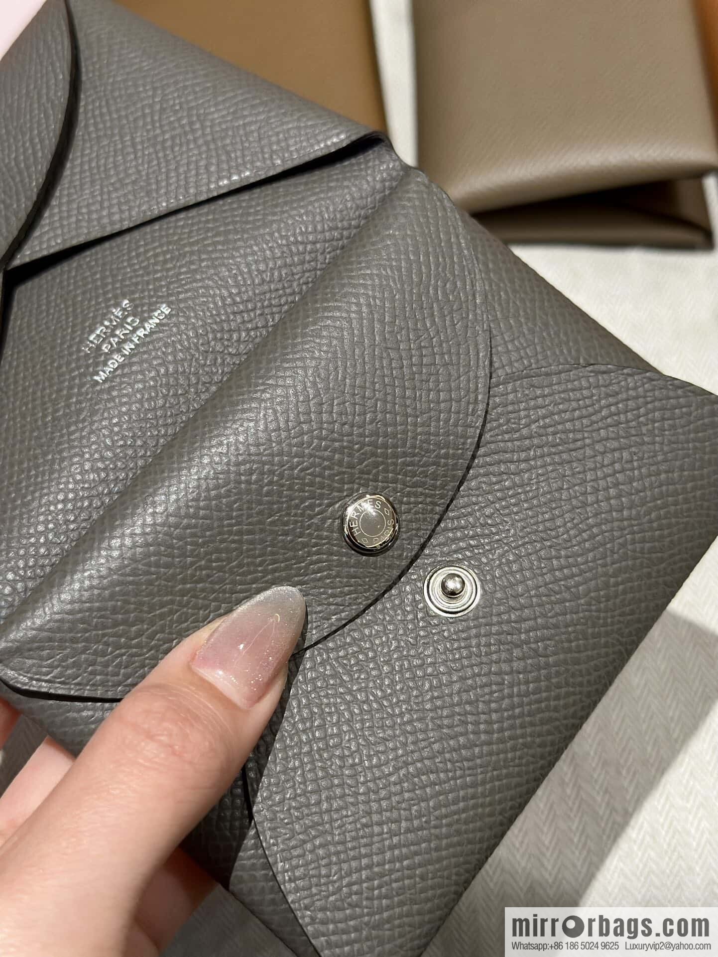 Calvi card bag H083674CKI2 change bag, tin ash.