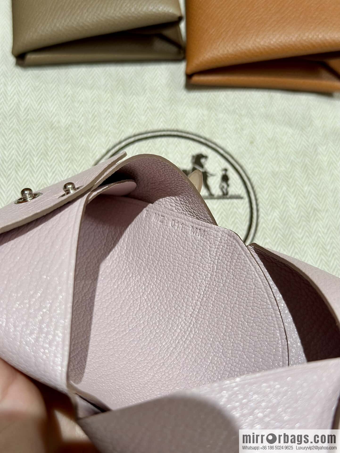 Calvi card bag H083674CKI2 change bag, dream purple.