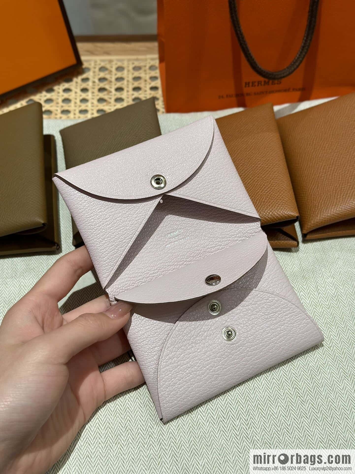 Calvi card bag H083674CKI2 change bag, dream purple.