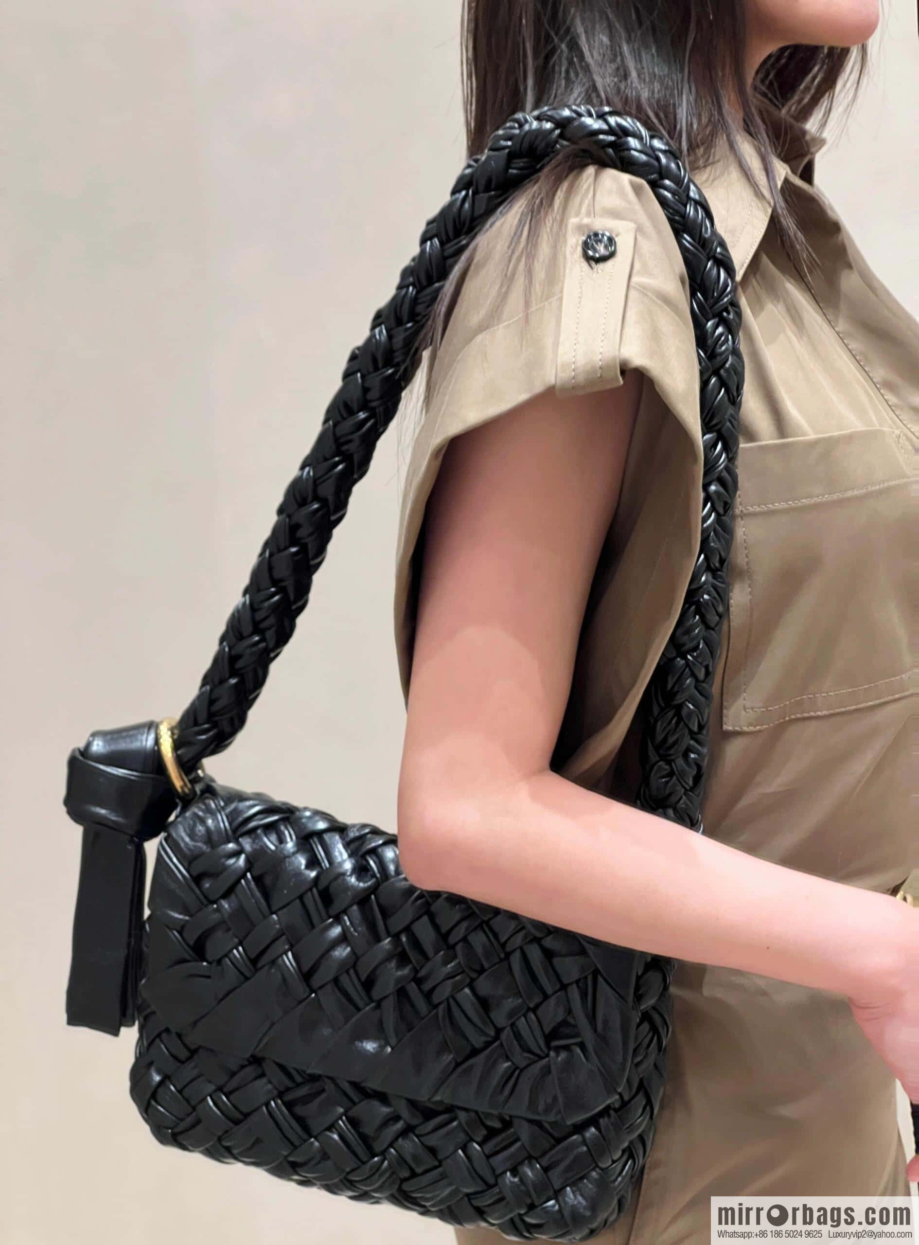 BV Kalimero Citta Handbag 785797 Black