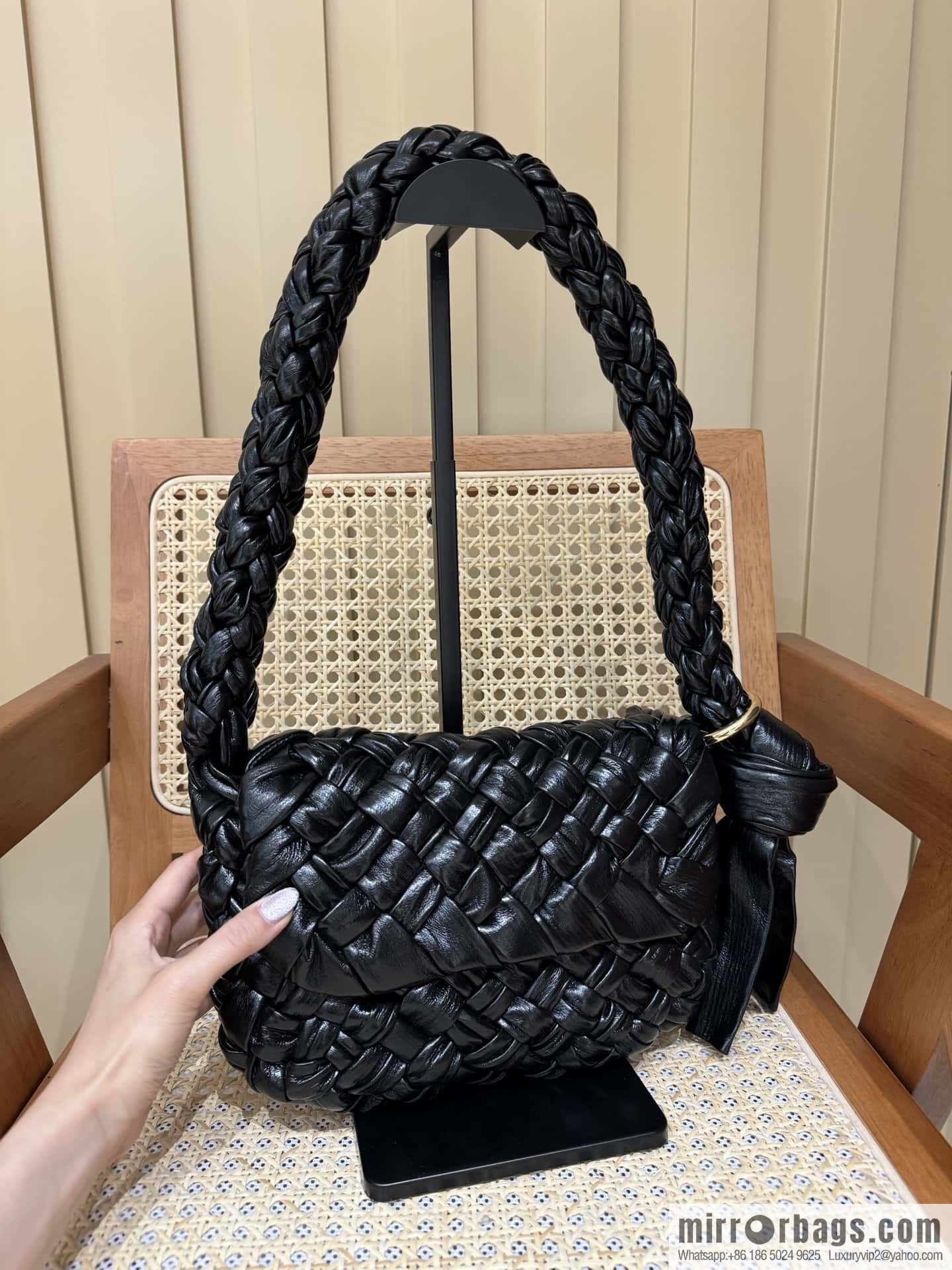 BV Kalimero Citta Handbag 785797 Black