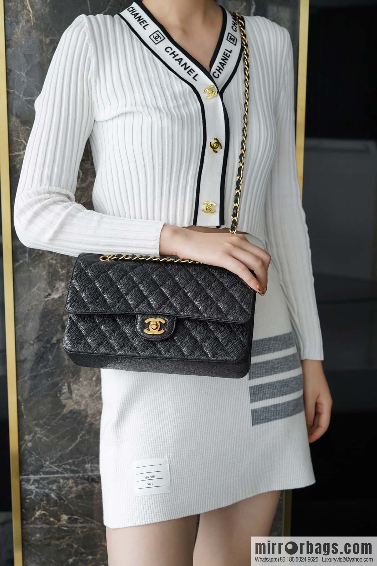 Classic Flap, black gold, large ball pattern 〰️ A01112