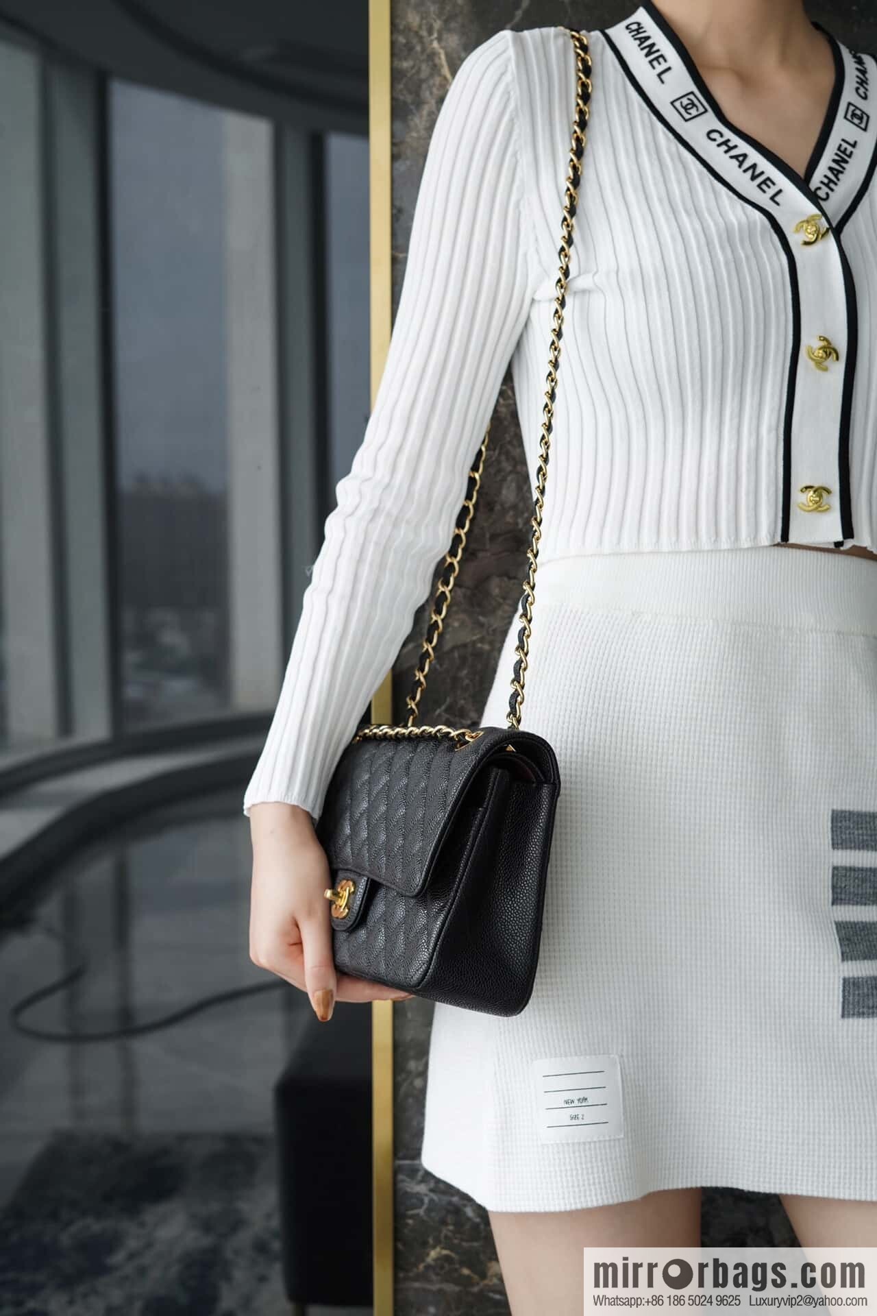 Classic Flap, black gold, large ball pattern 〰️ A01112